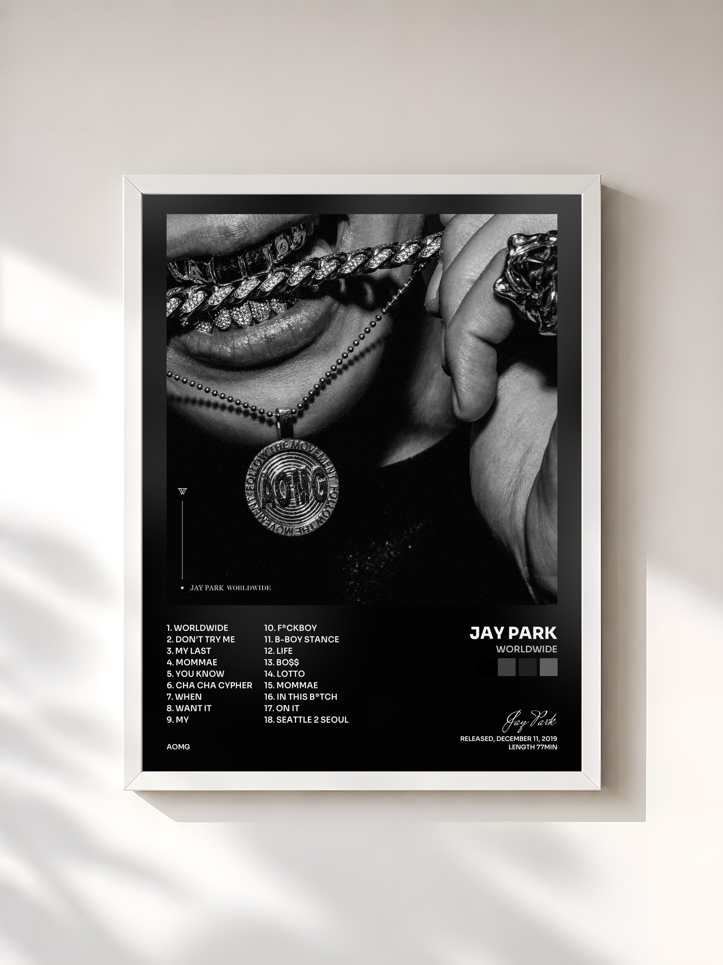 #blanc Tableau de l'album WORLDWIDE de Jay Park, cadre blanc, imprimé et encadré en France