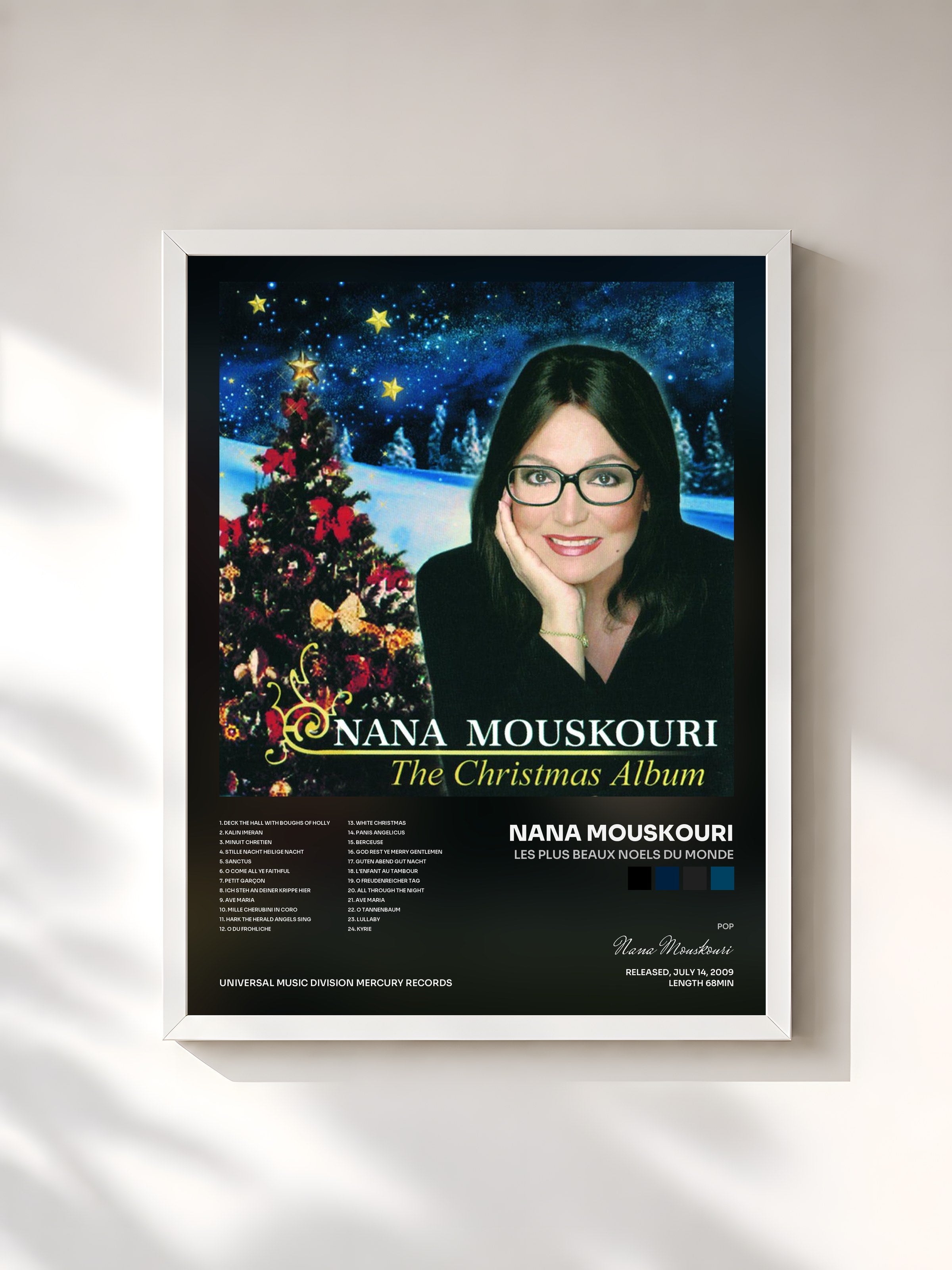 #blanc Tableau de l'album Les Plus Beaux Noels Du Monde de Nana Mouskouri, cadre blanc, imprimé et encadré en France