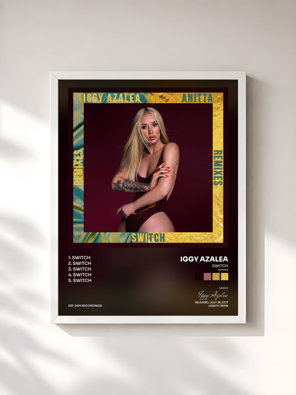 #blanc Tableau de l'album Switch (Remixes) de Iggy Azalea, cadre blanc, imprimé et encadré en France