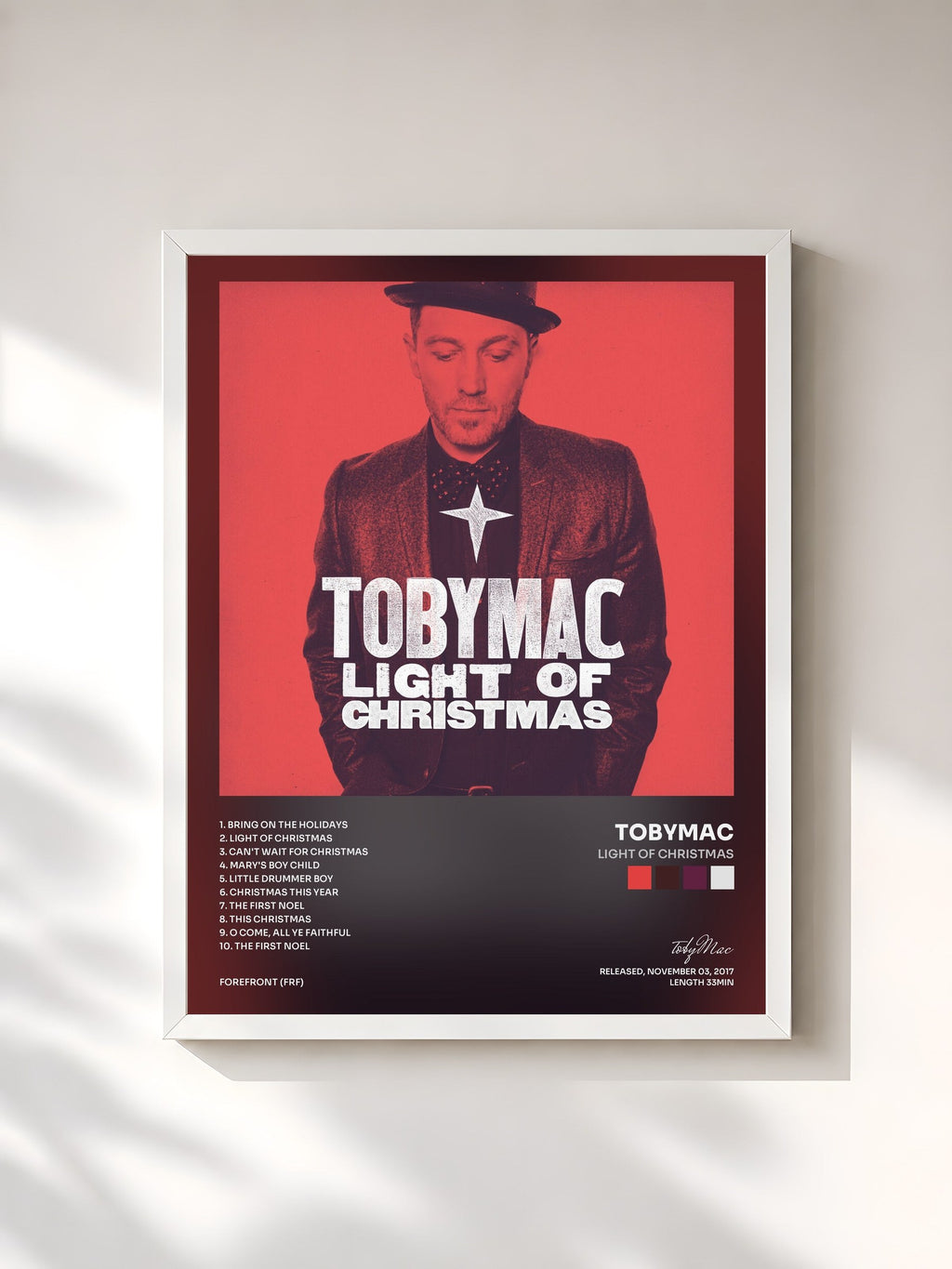 #blanc Tableau de l'album Light Of Christmas de tobyMac, cadre blanc, imprimé et encadré en France