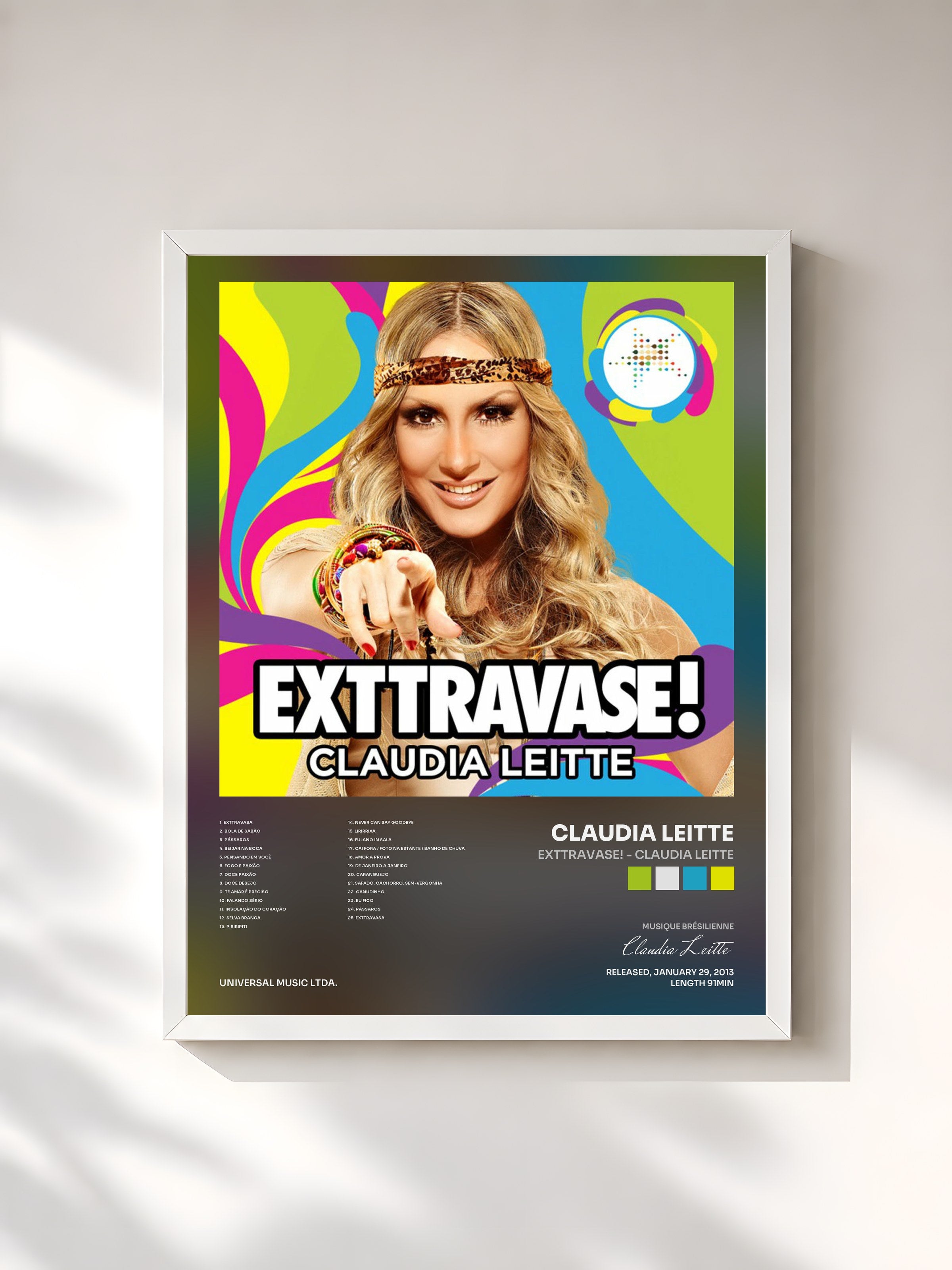 #blanc Tableau de l'album Exttravase! - Claudia Leitte de Claudia Leitte, cadre blanc, imprimé et encadré en France