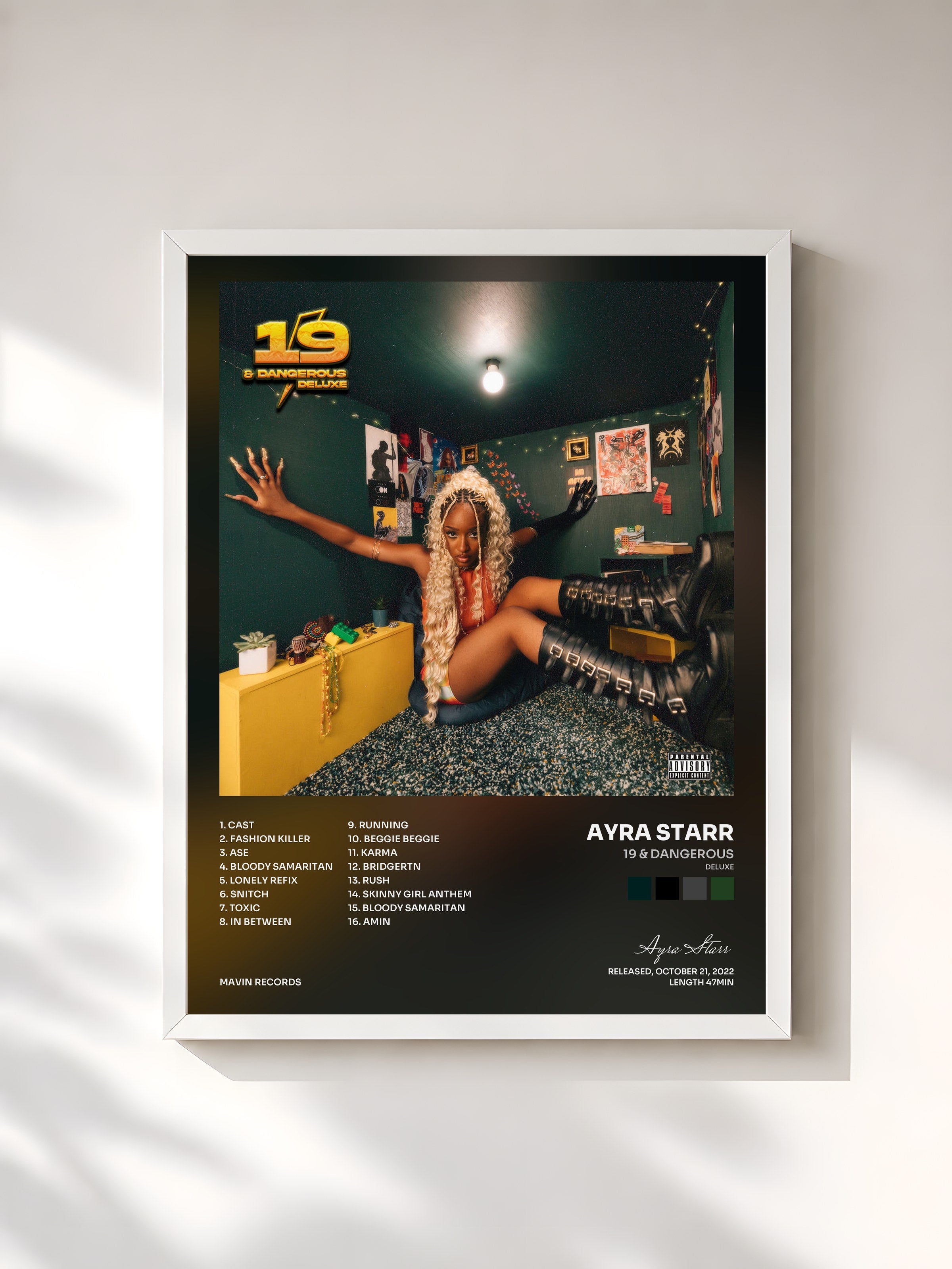 #blanc Tableau de l'album 19 & Dangerous (Deluxe) de Ayra Starr, cadre blanc, imprimé et encadré en France
