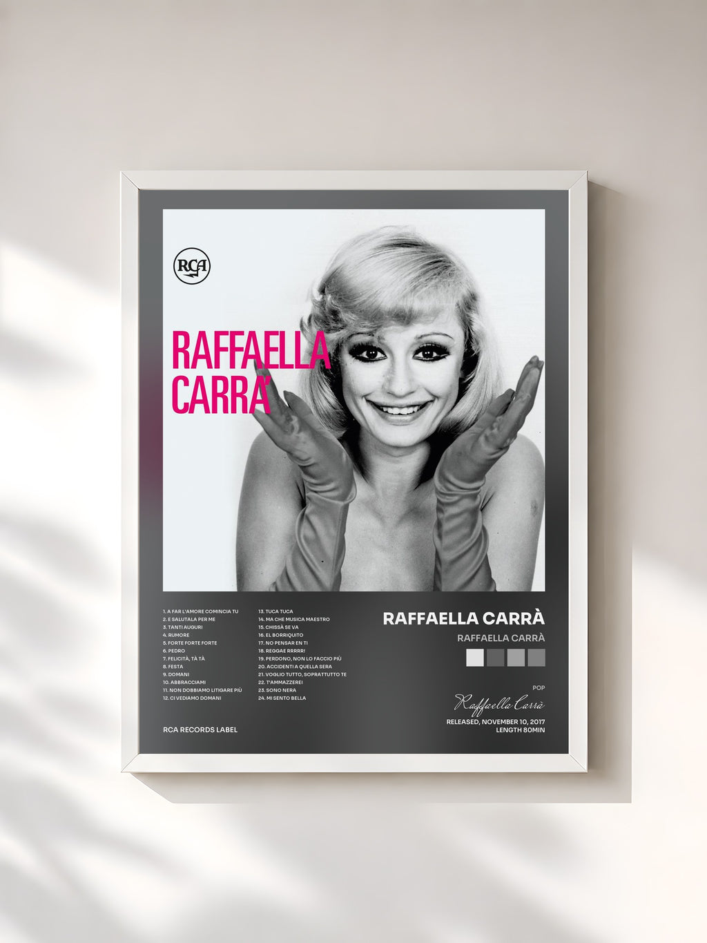 #blanc Tableau de l'album Raffaella Carrà de Raffaella Carrà, cadre blanc, imprimé et encadré en France