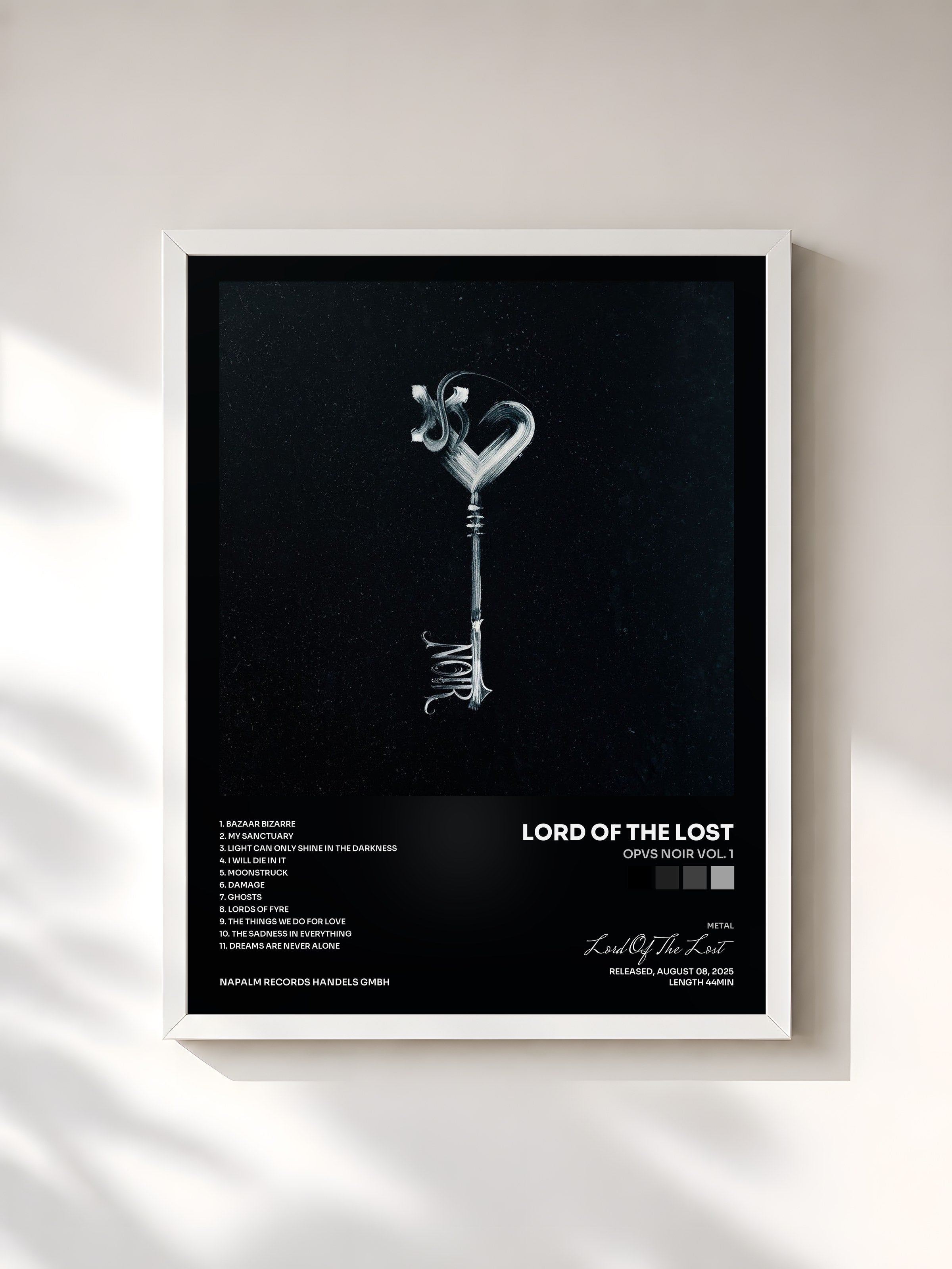 #blanc Tableau de l'album OPVS NOIR Vol. 1 de Lord Of The Lost, cadre blanc, imprimé et encadré en France