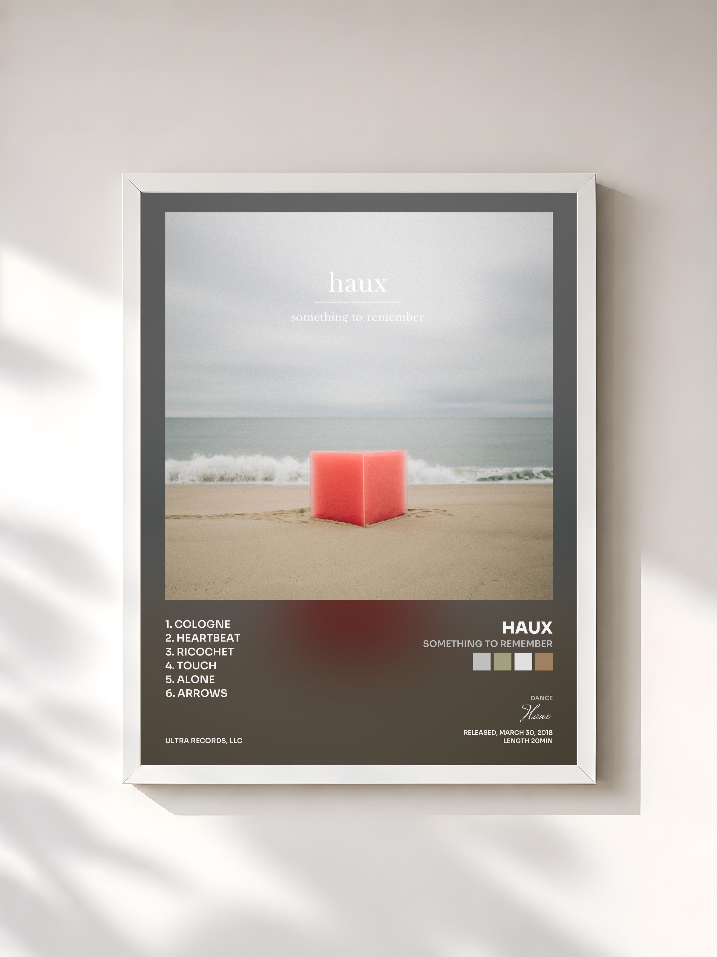 #blanc Tableau de l'album Something To Remember de Haux, cadre blanc, imprimé et encadré en France