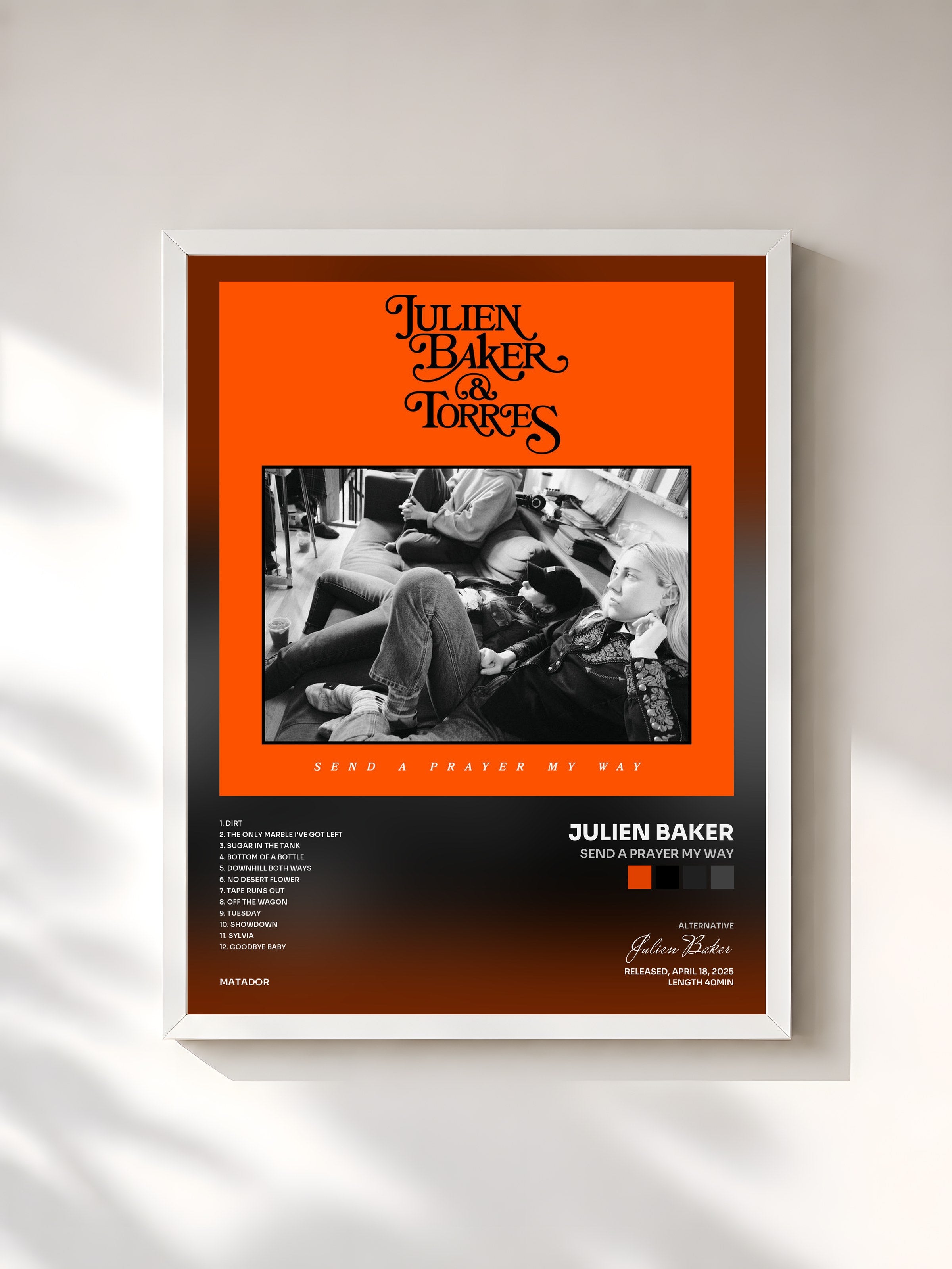 #blanc Tableau de l'album Send A Prayer My Way de Julien Baker, cadre blanc, imprimé et encadré en France