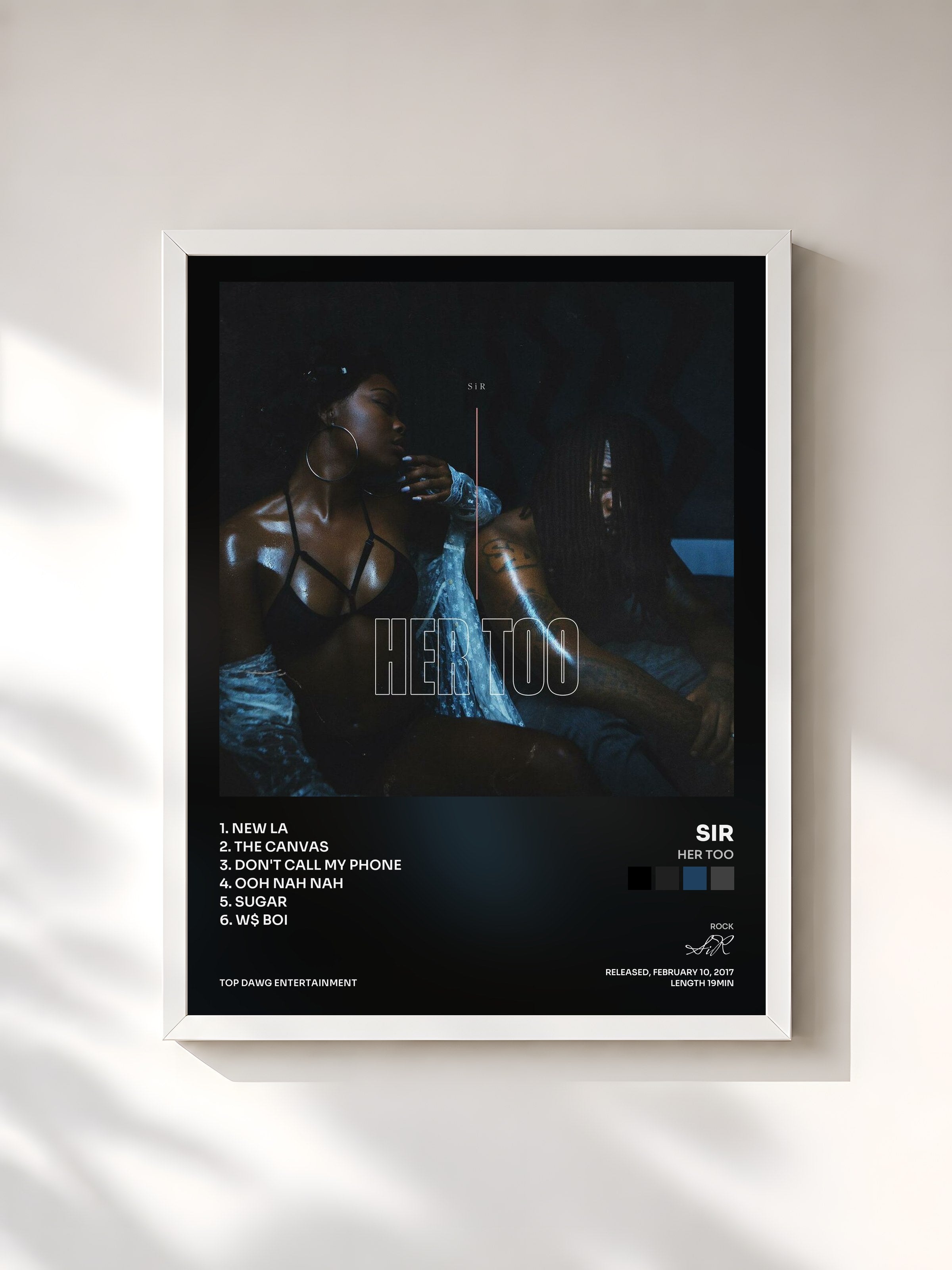 #blanc Tableau de l'album Her Too de SiR, cadre blanc, imprimé et encadré en France