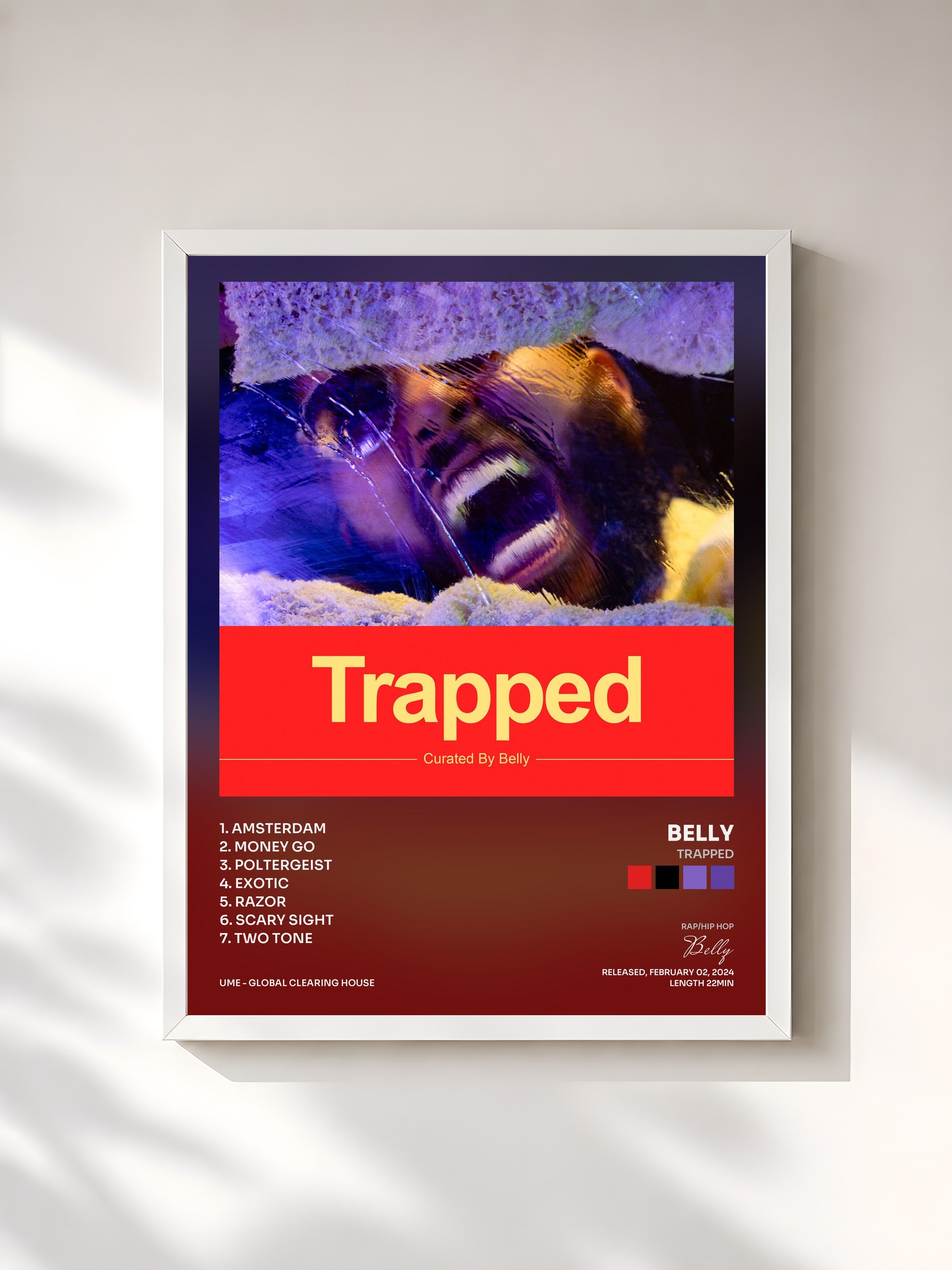 #blanc Tableau de l'album Trapped de Belly, cadre blanc, imprimé et encadré en France