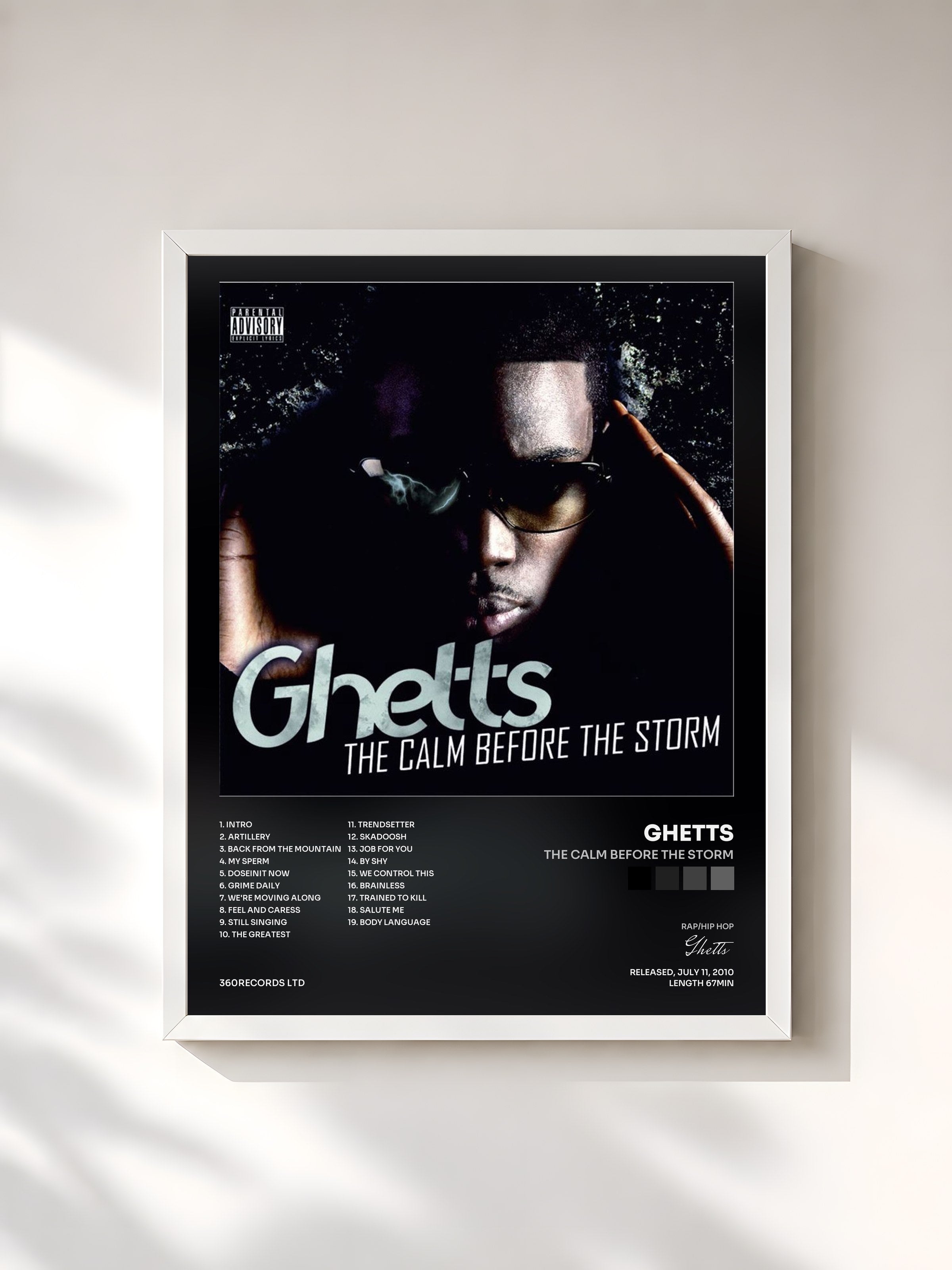#blanc Tableau de l'album The Calm Before The Storm de Ghetts, cadre blanc, imprimé et encadré en France