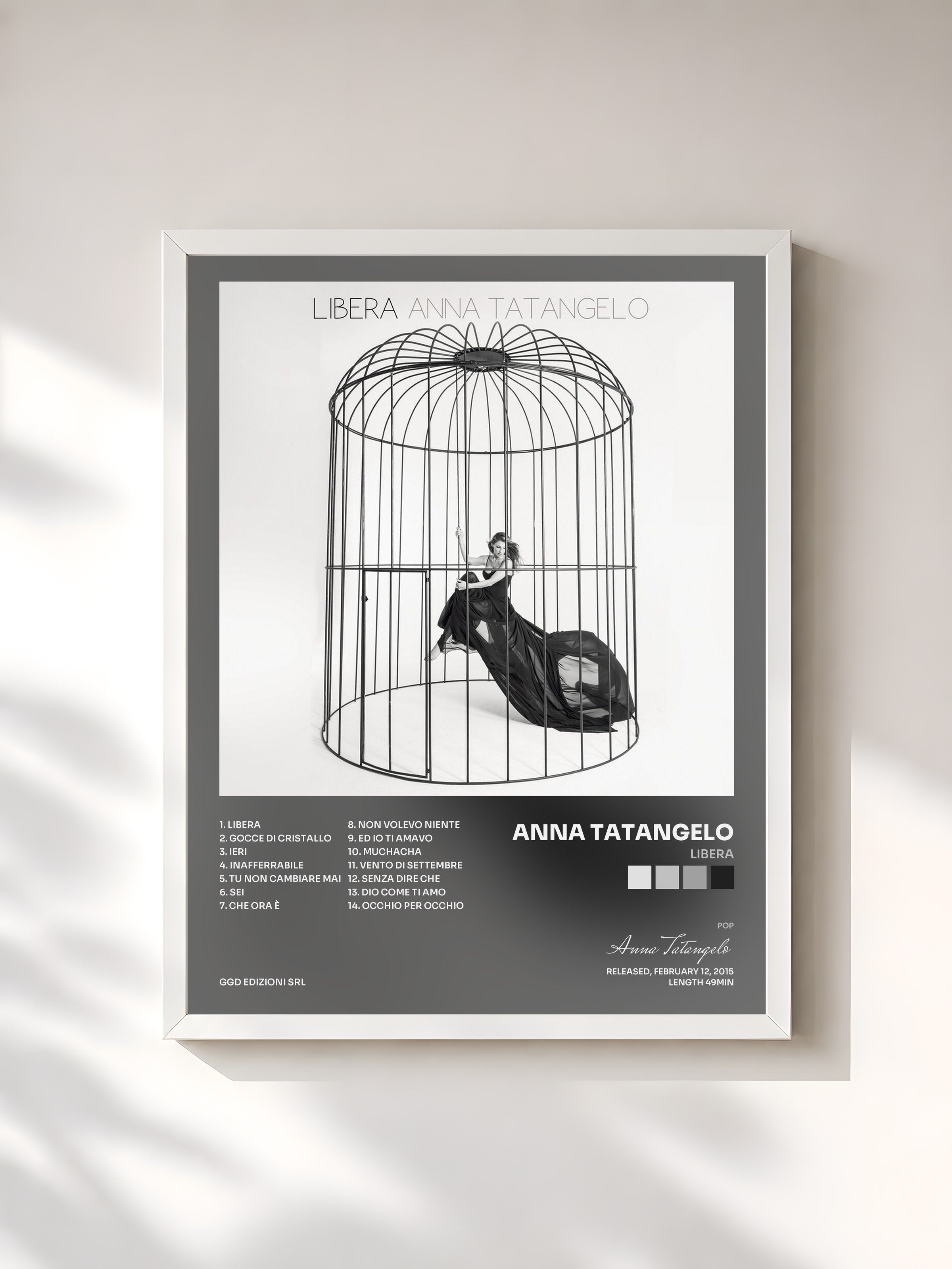 #blanc Tableau de l'album Libera de Anna Tatangelo, cadre blanc, imprimé et encadré en France
