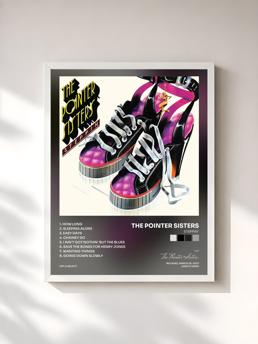 #blanc Steppin' von The Pointer Sisters als gerahmter Kunstdruck, weißer Rahmen, gedruckt und gerahmt in Frankreich