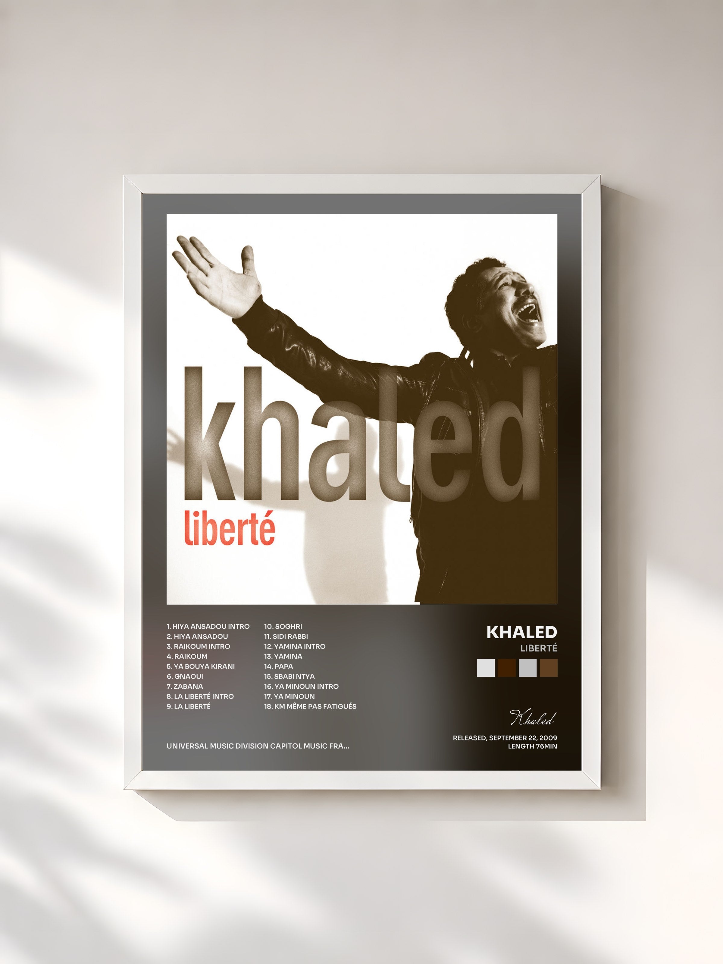 #blanc Tableau de l'album Liberté de Khaled, cadre blanc, imprimé et encadré en France