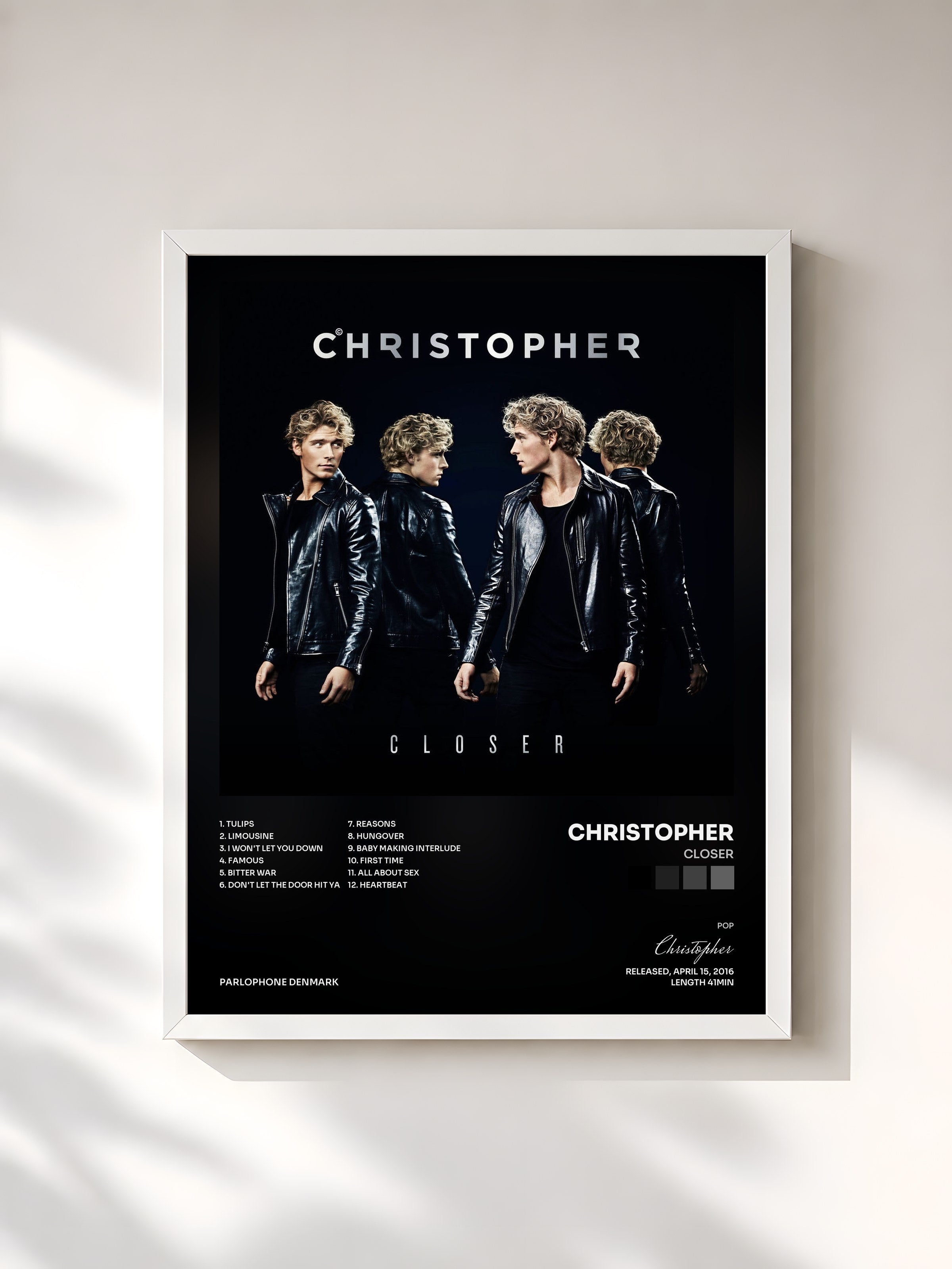 #blanc Tableau de l'album Closer de Christopher, cadre blanc, imprimé et encadré en France