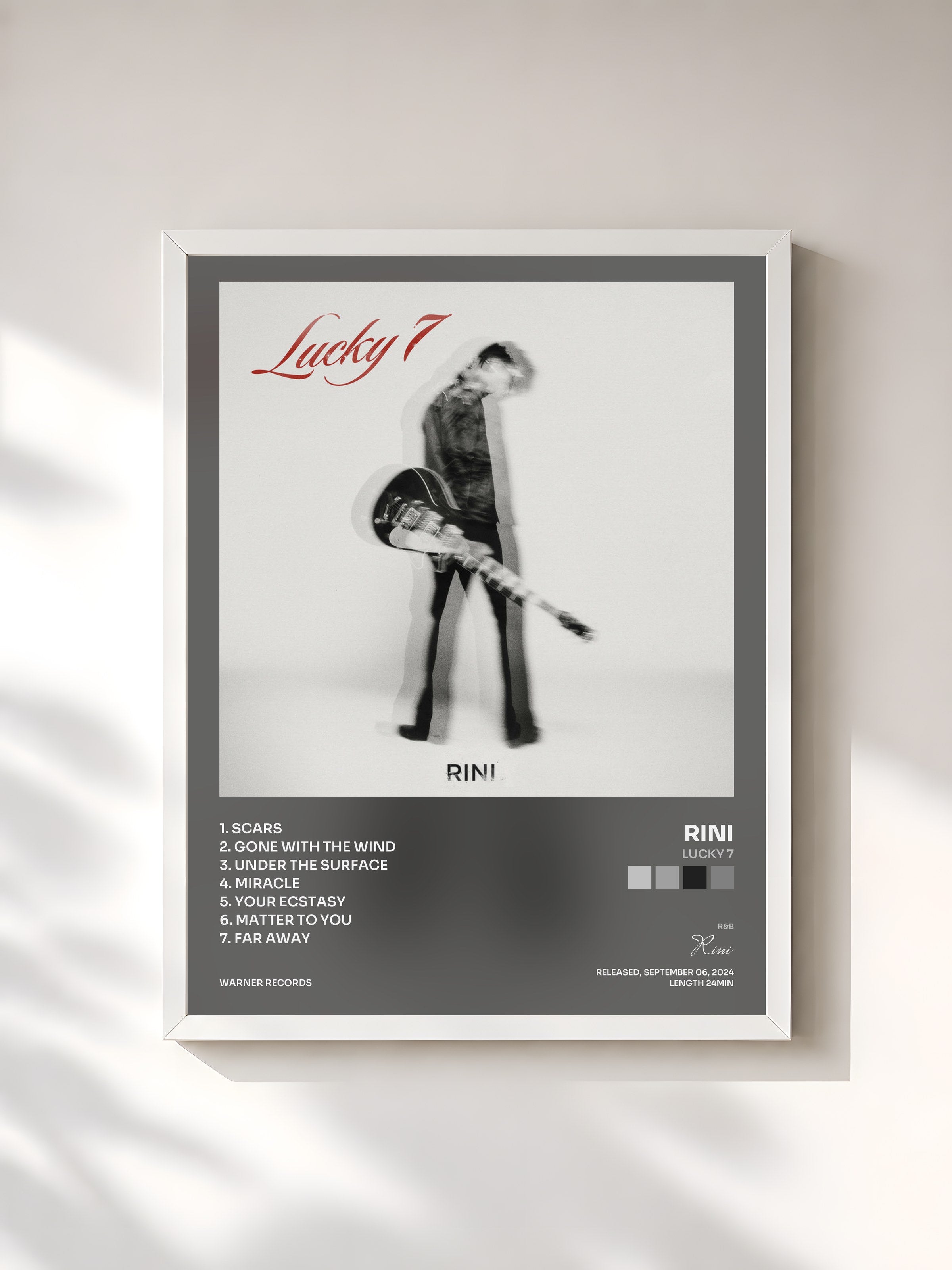 #blanc Tableau de l'album Lucky 7 de Rini, cadre blanc, imprimé et encadré en France