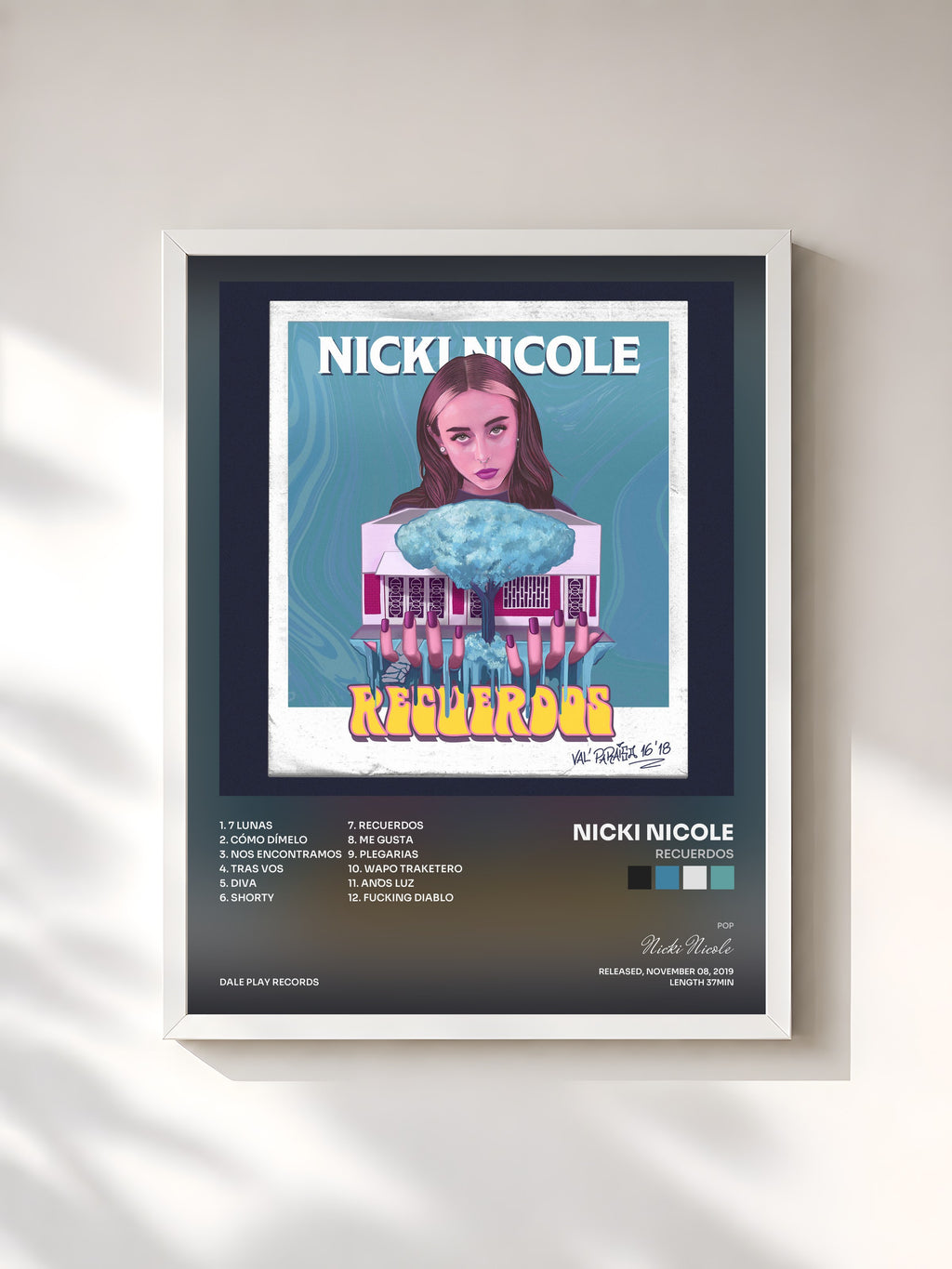 #blanc Tableau de l'album Recuerdos de Nicki Nicole, cadre blanc, imprimé et encadré en France