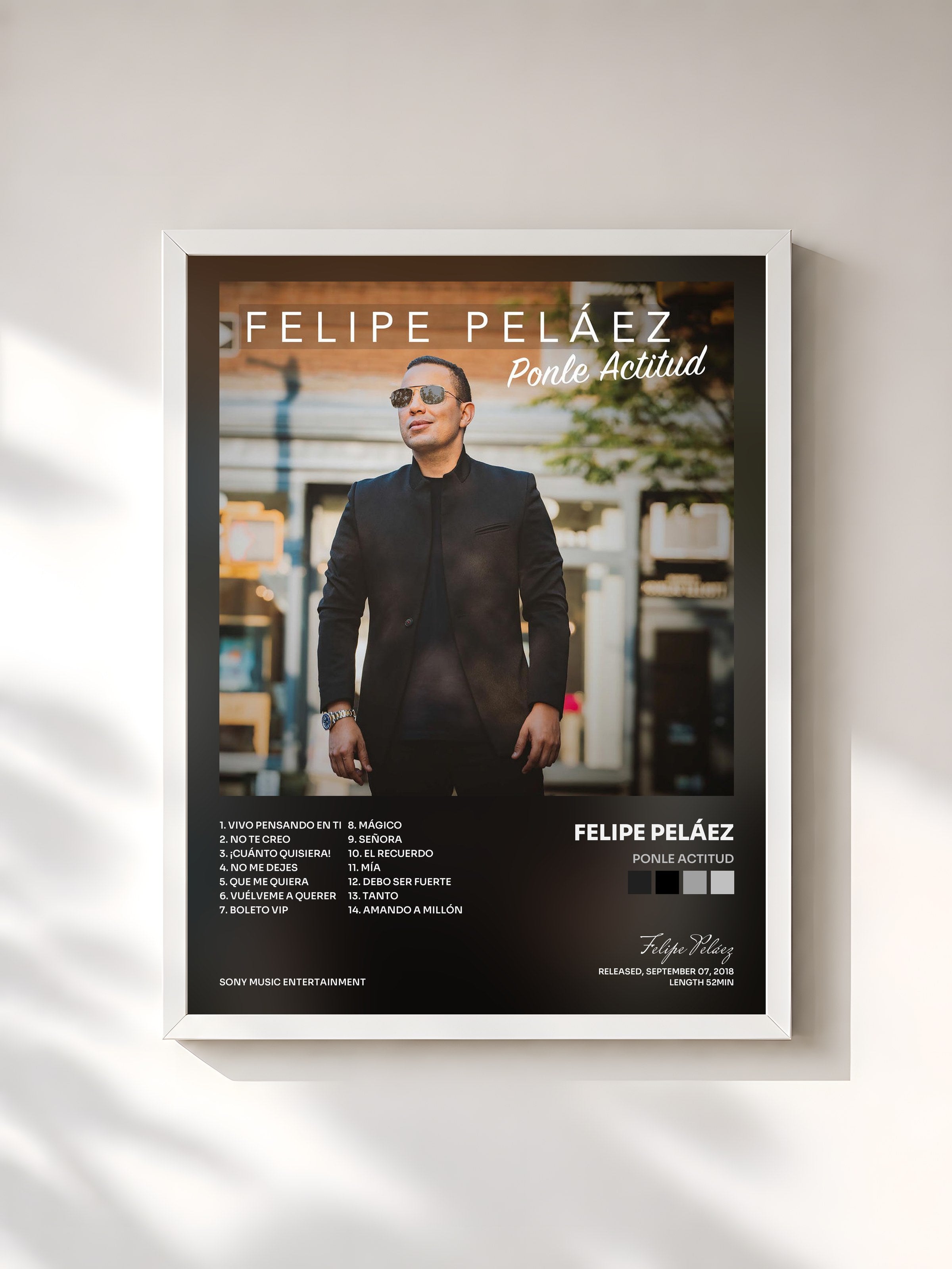#blanc Tableau de l'album Ponle Actitud de Felipe Peláez, cadre blanc, imprimé et encadré en France