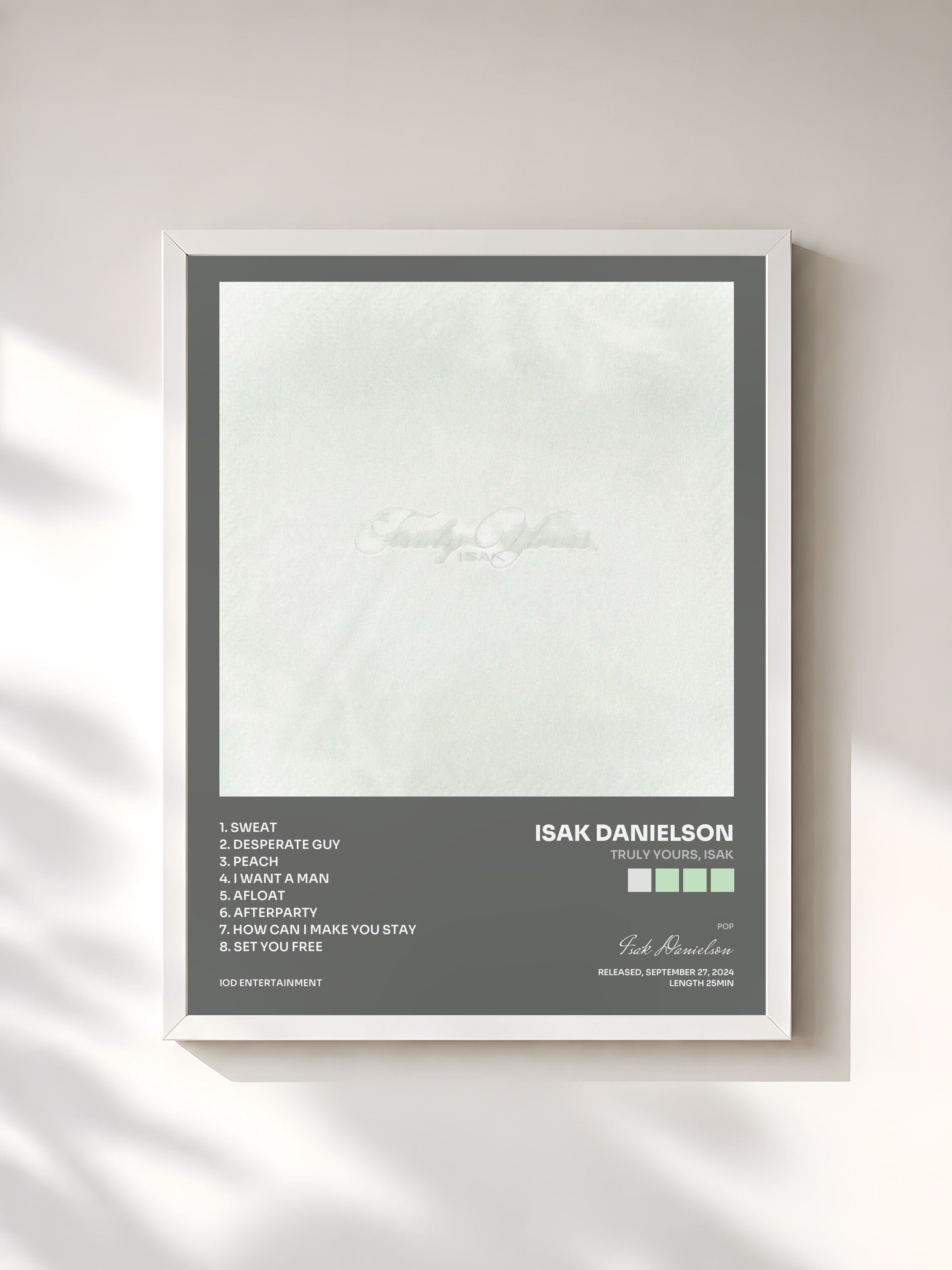 #blanc Tableau de l'album Truly Yours, Isak de Isak Danielson, cadre blanc, imprimé et encadré en France