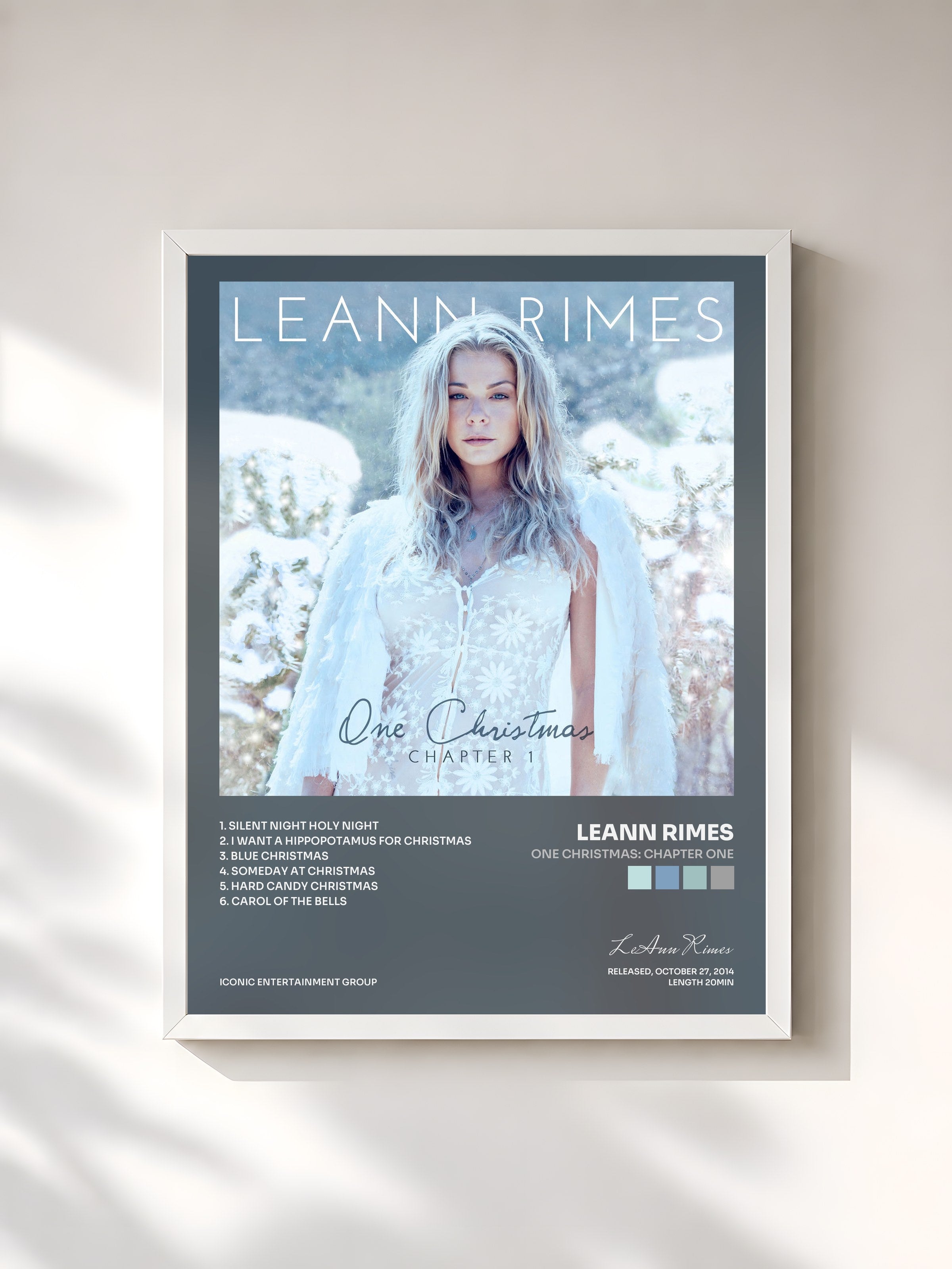 #blanc Tableau de l'album One Christmas: Chapter One de LeAnn Rimes, cadre blanc, imprimé et encadré en France