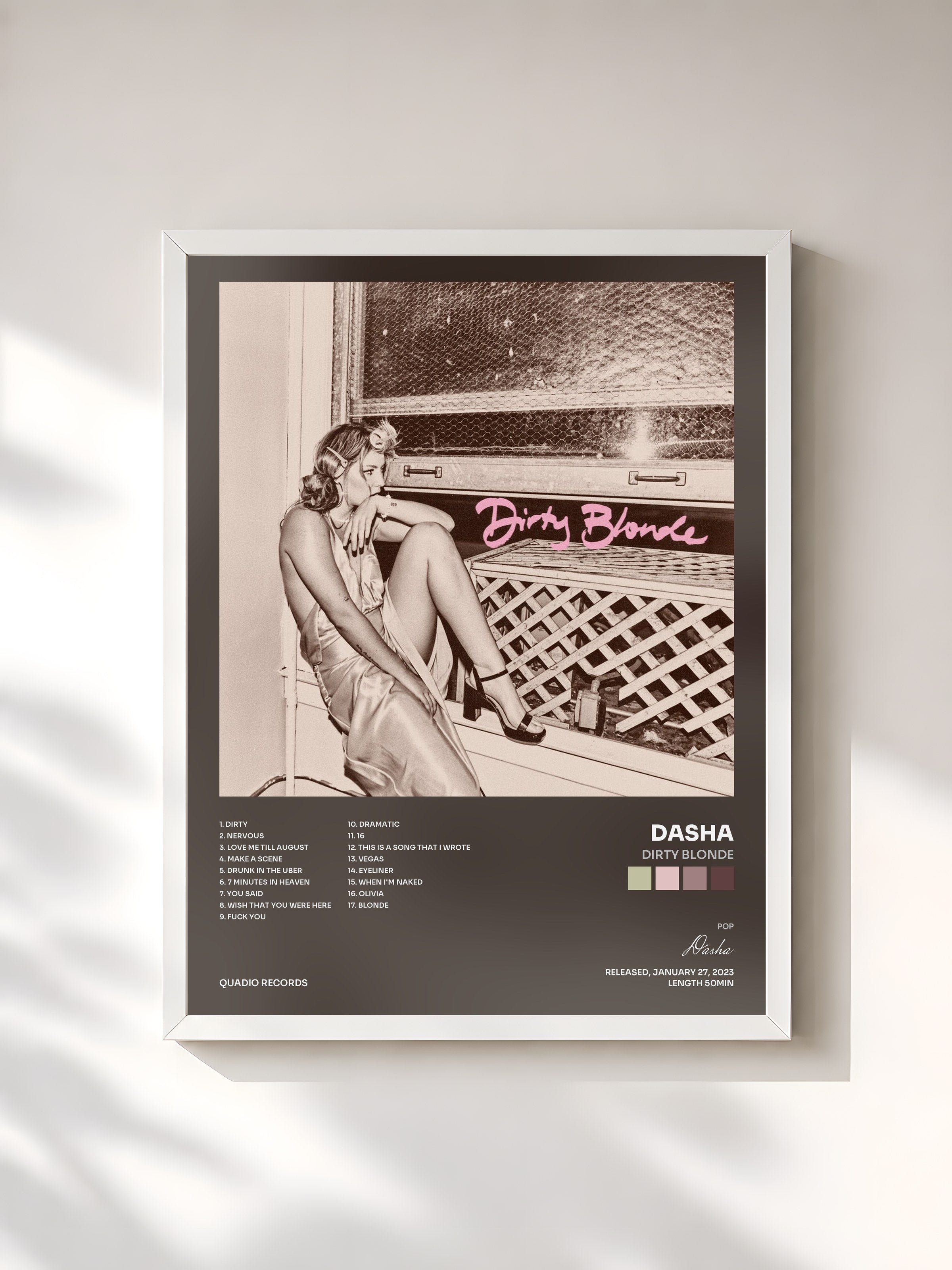 #blanc Tableau de l'album Dirty Blonde de Dasha, cadre blanc, imprimé et encadré en France