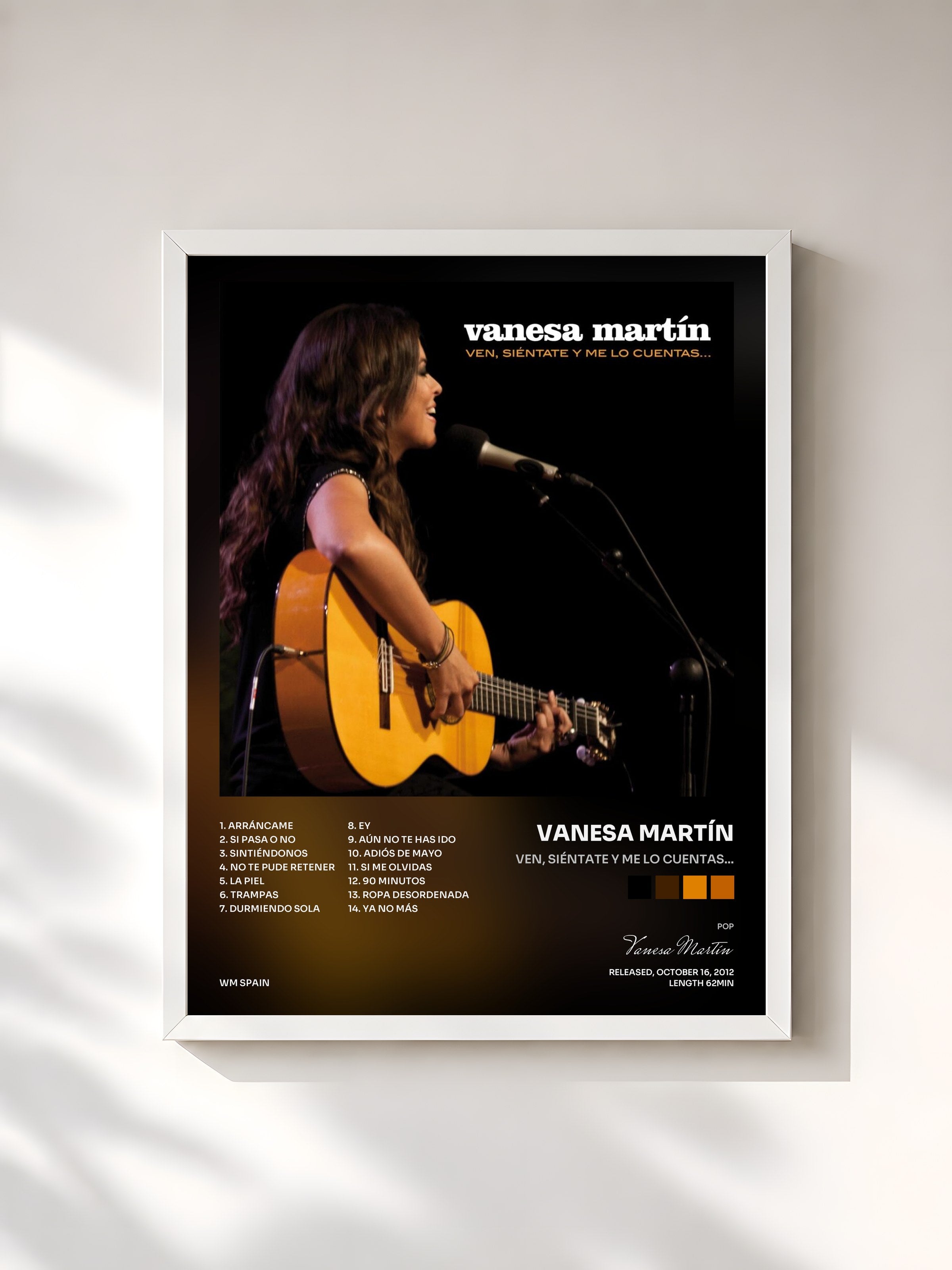 #blanc Tableau de l'album Ven, siéntate y me lo cuentas... de Vanesa Martín, cadre blanc, imprimé et encadré en France