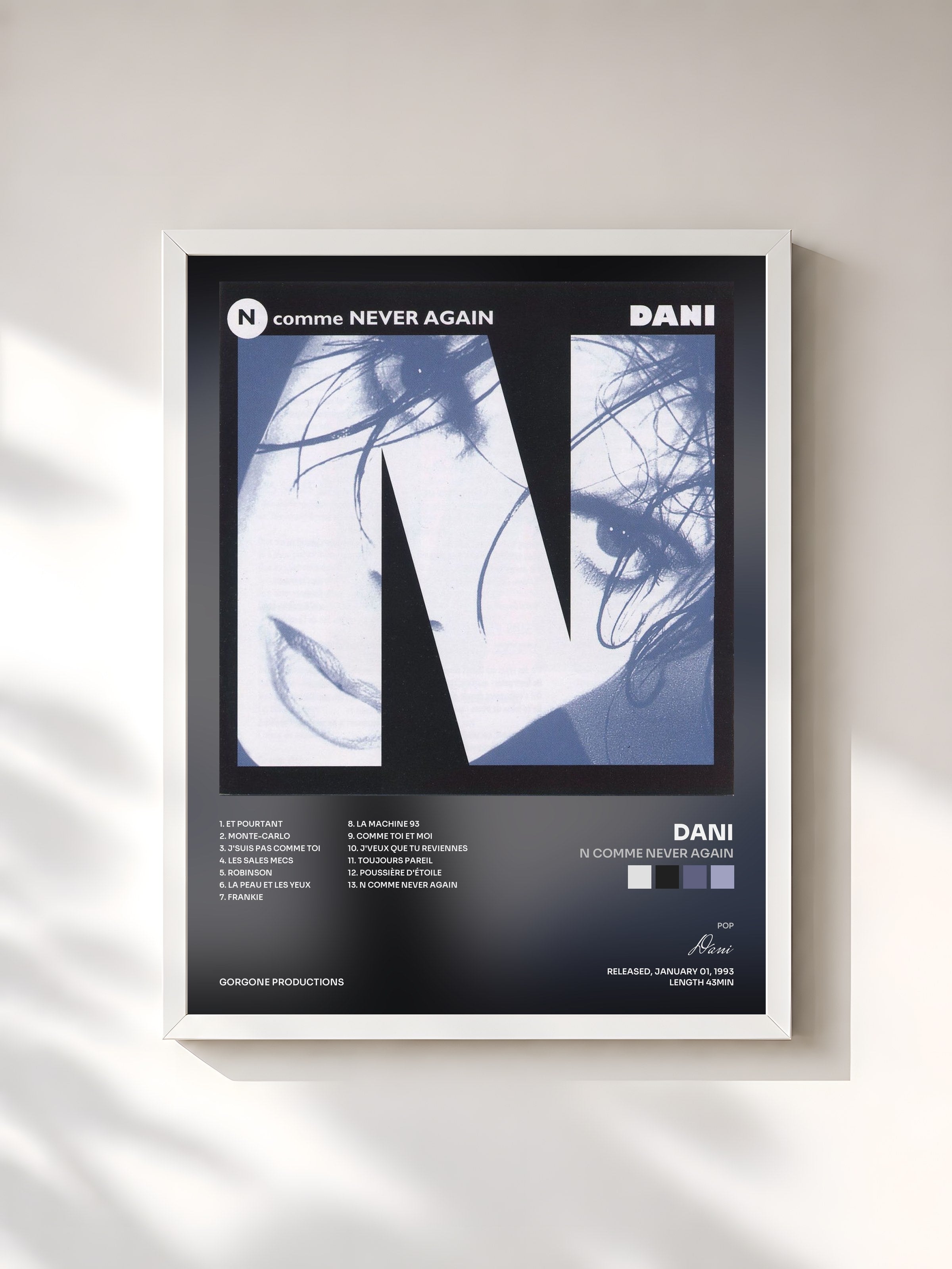 #blanc Tableau de l'album N comme Never Again de Dani, cadre blanc, imprimé et encadré en France
