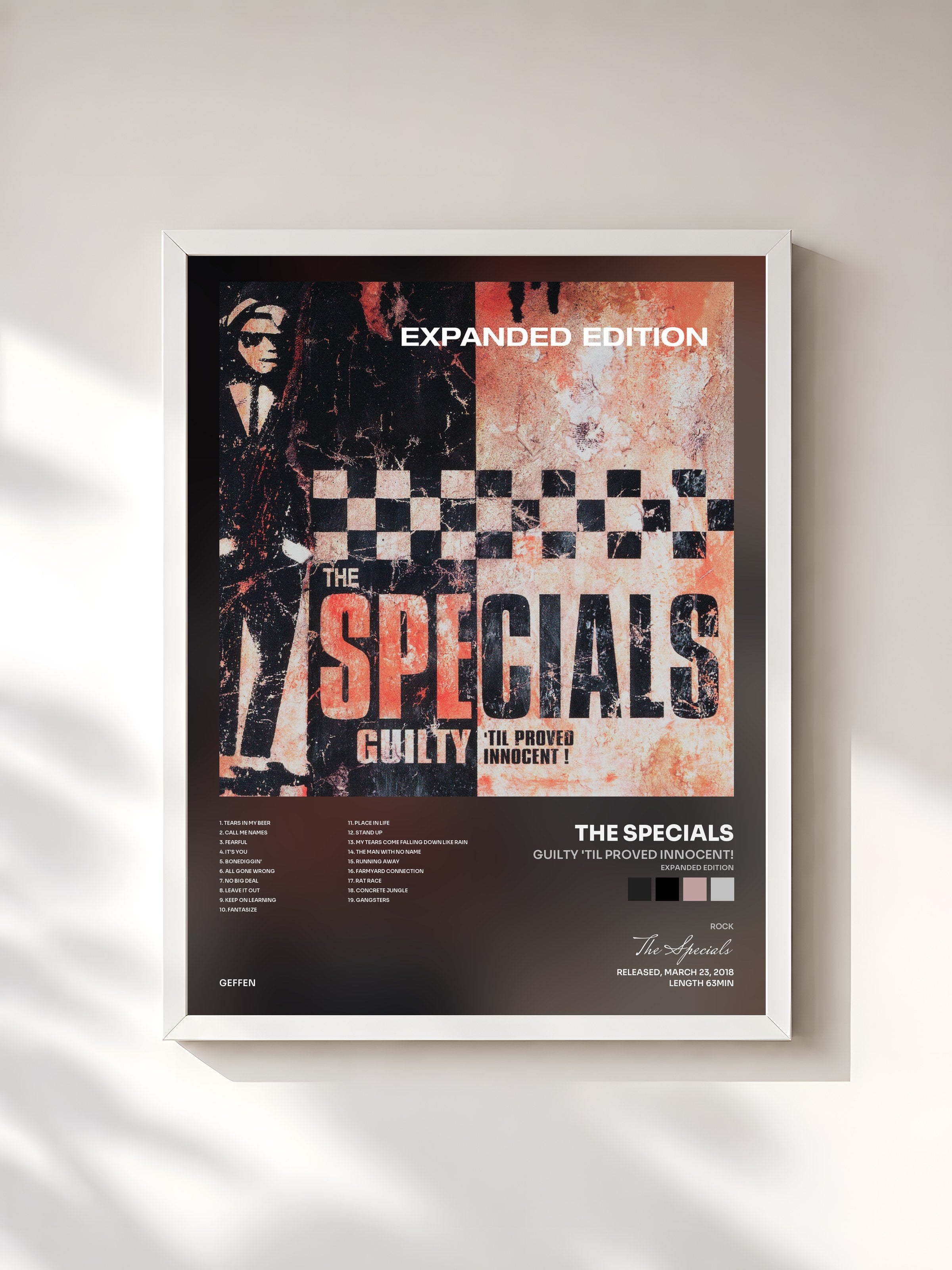 #blanc Tableau de l'album Guilty 'Til Proved Innocent! (Expanded Edition) de The Specials, cadre blanc, imprimé et encadré en France