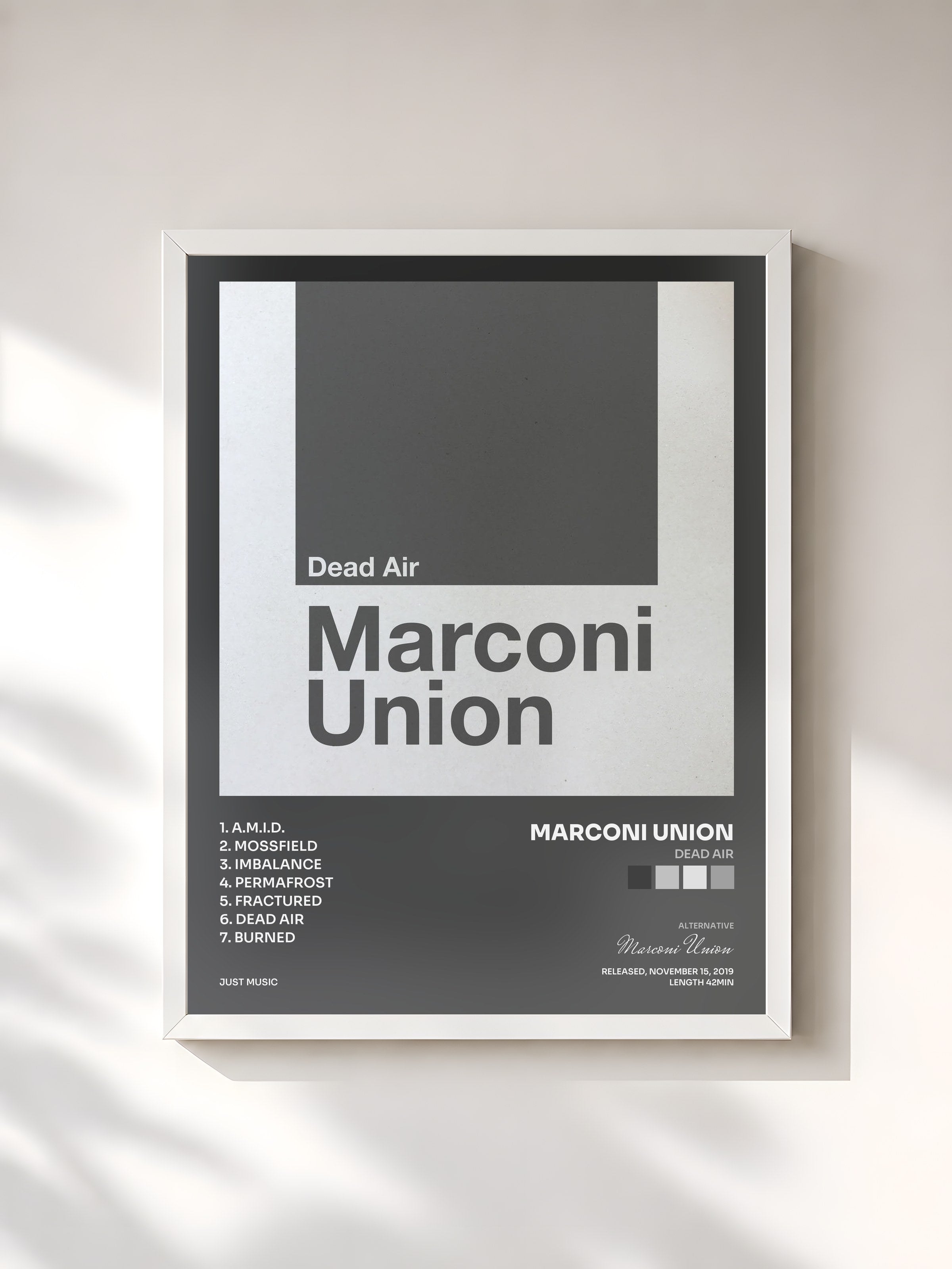 #blanc Tableau de l'album Dead Air de Marconi Union, cadre blanc, imprimé et encadré en France