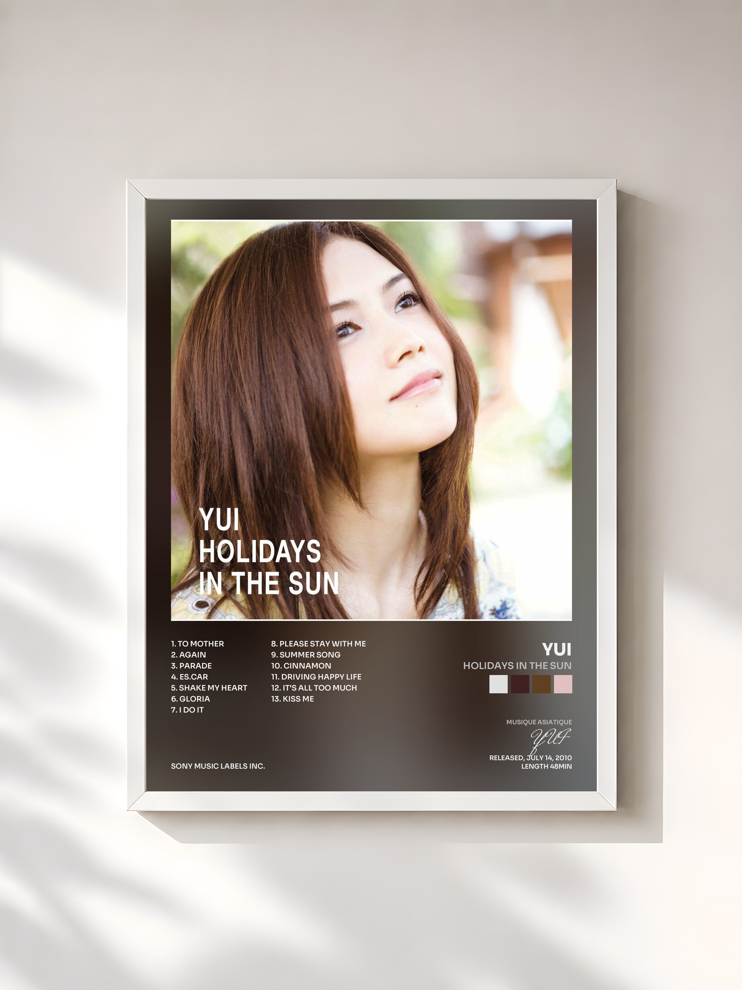 #blanc Tableau de l'album HOLIDAYS IN THE SUN de YUI, cadre blanc, imprimé et encadré en France