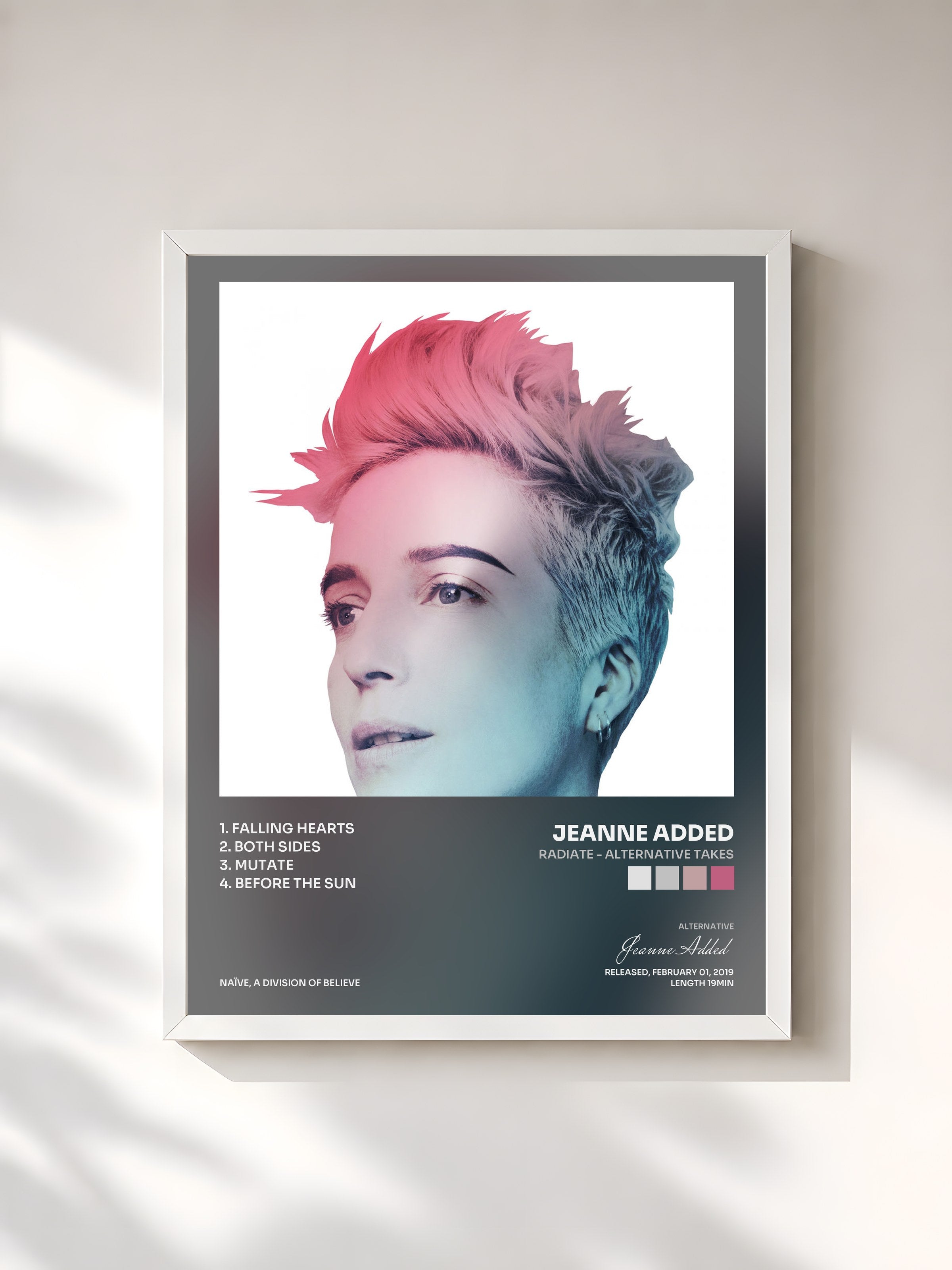 #blanc Tableau de l'album Radiate - Alternative Takes de Jeanne Added, cadre blanc, imprimé et encadré en France