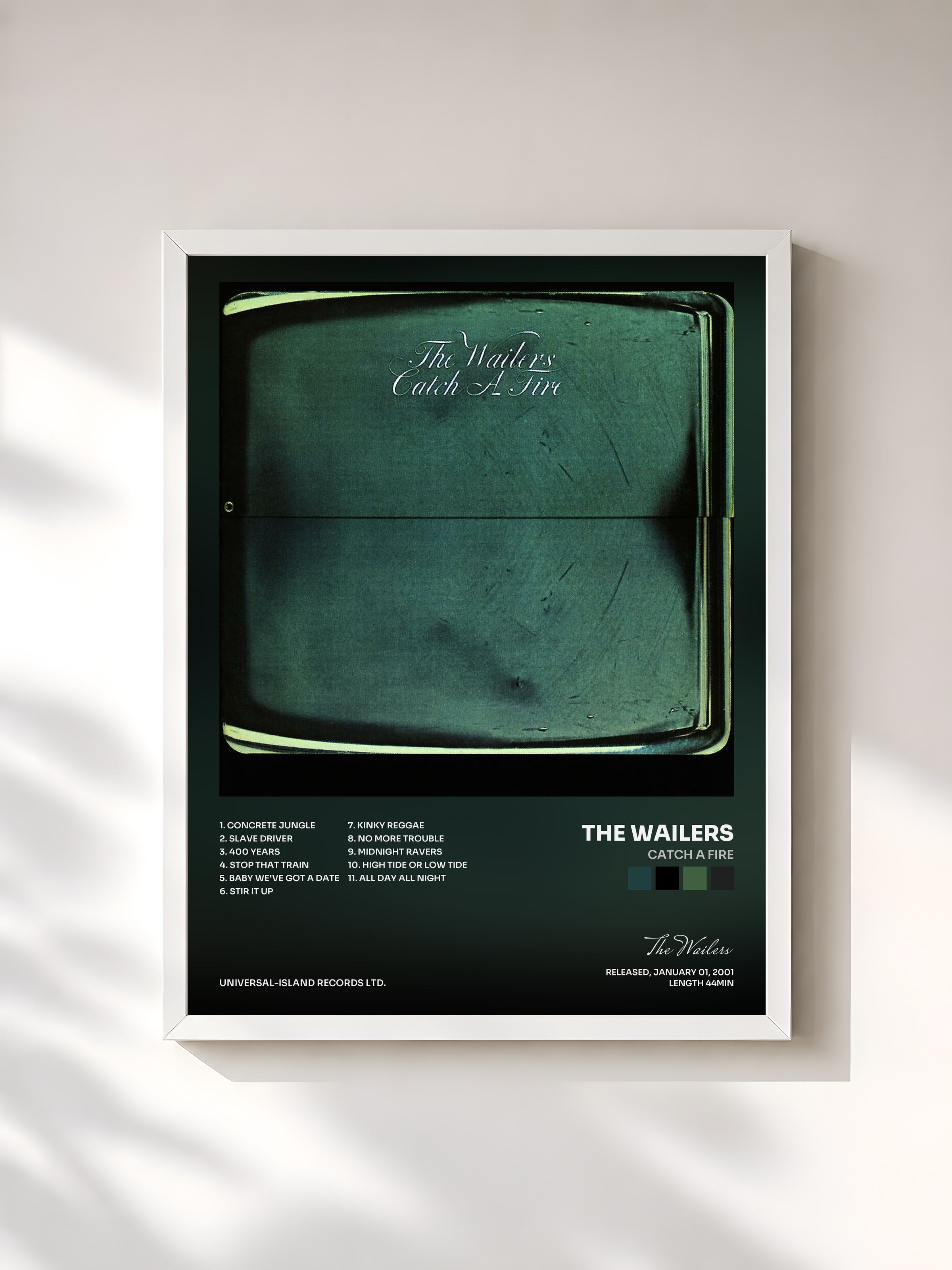 #blanc Tableau de l'album Catch A Fire de The Wailers, cadre blanc, imprimé et encadré en France