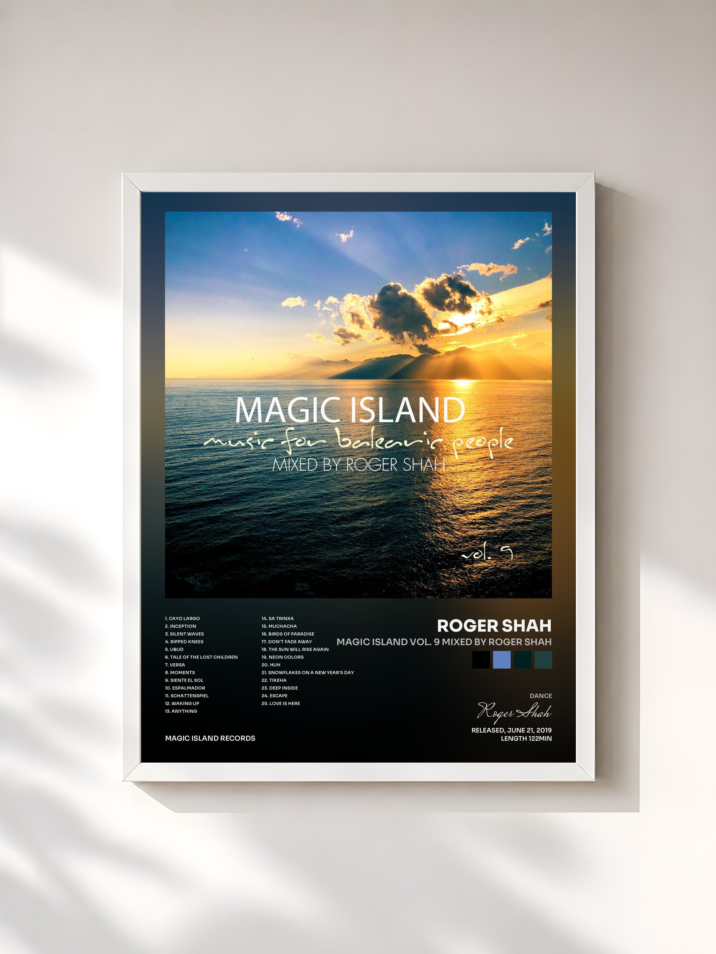 #blanc Tableau de l'album Magic Island Vol. 9 mixed by Roger Shah de Roger Shah, cadre blanc, imprimé et encadré en France