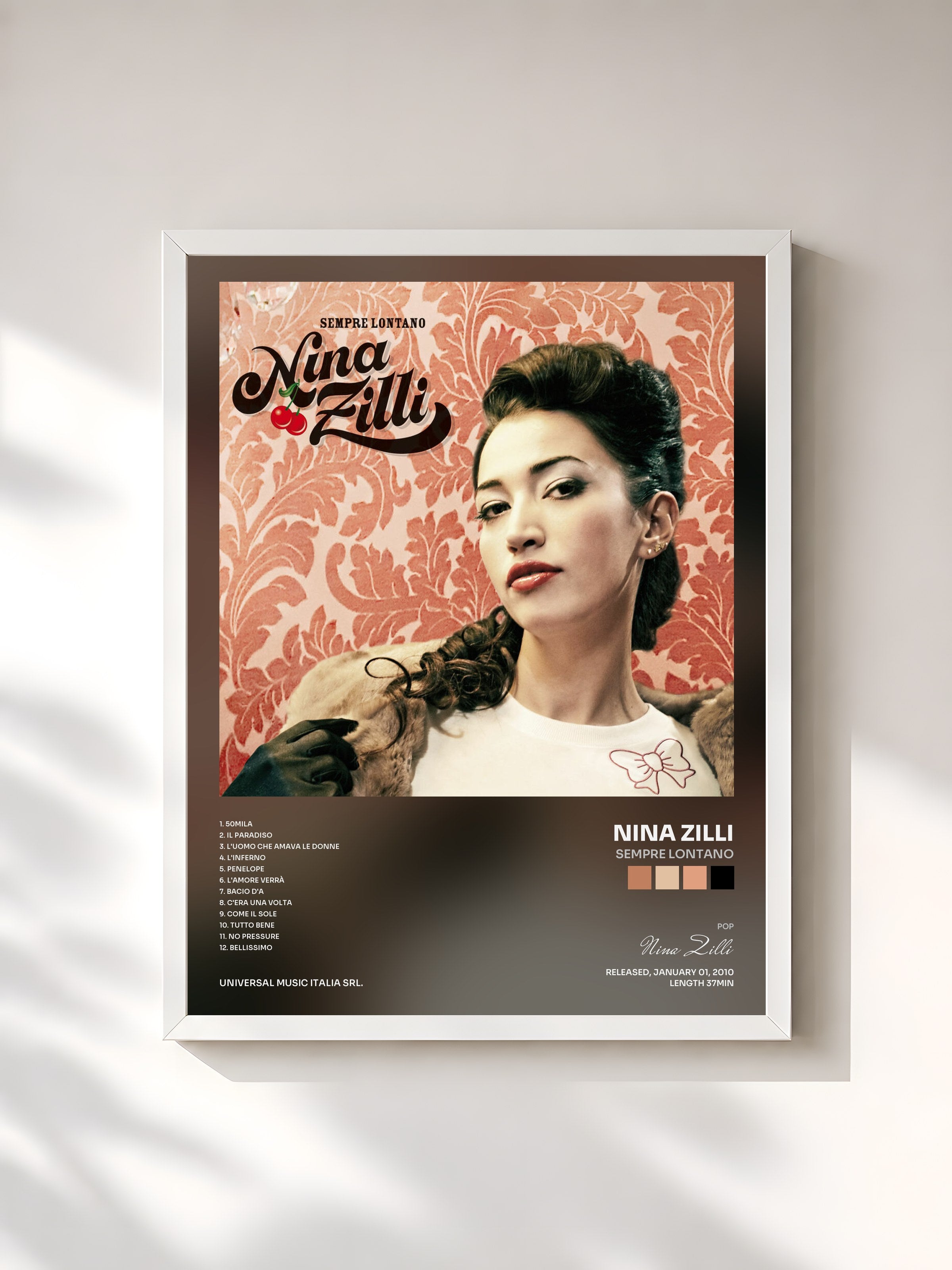 #blanc Tableau de l'album Sempre Lontano de Nina Zilli, cadre blanc, imprimé et encadré en France