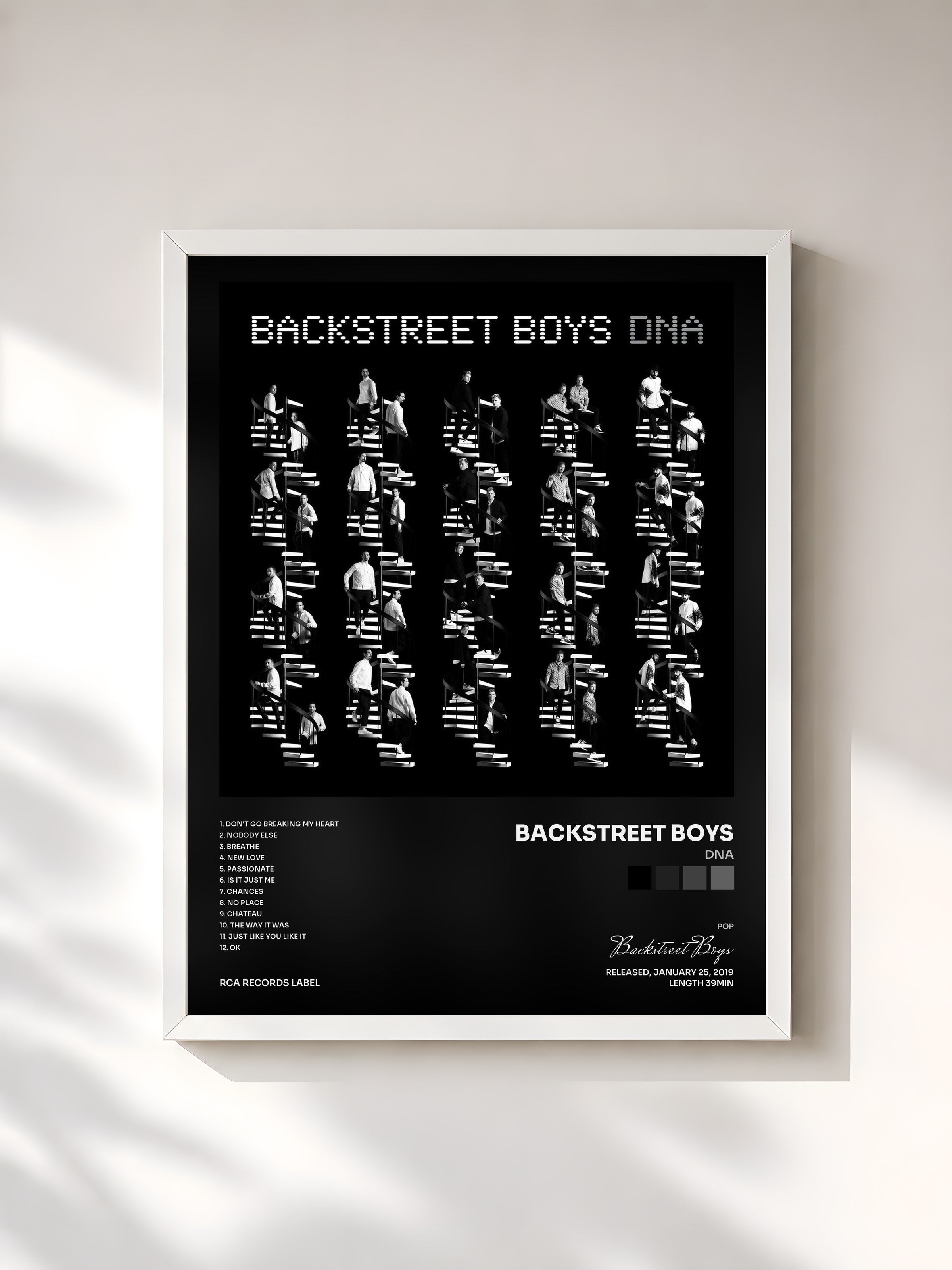 #blanc Tableau de l'album DNA de Backstreet Boys, cadre blanc, imprimé et encadré en France