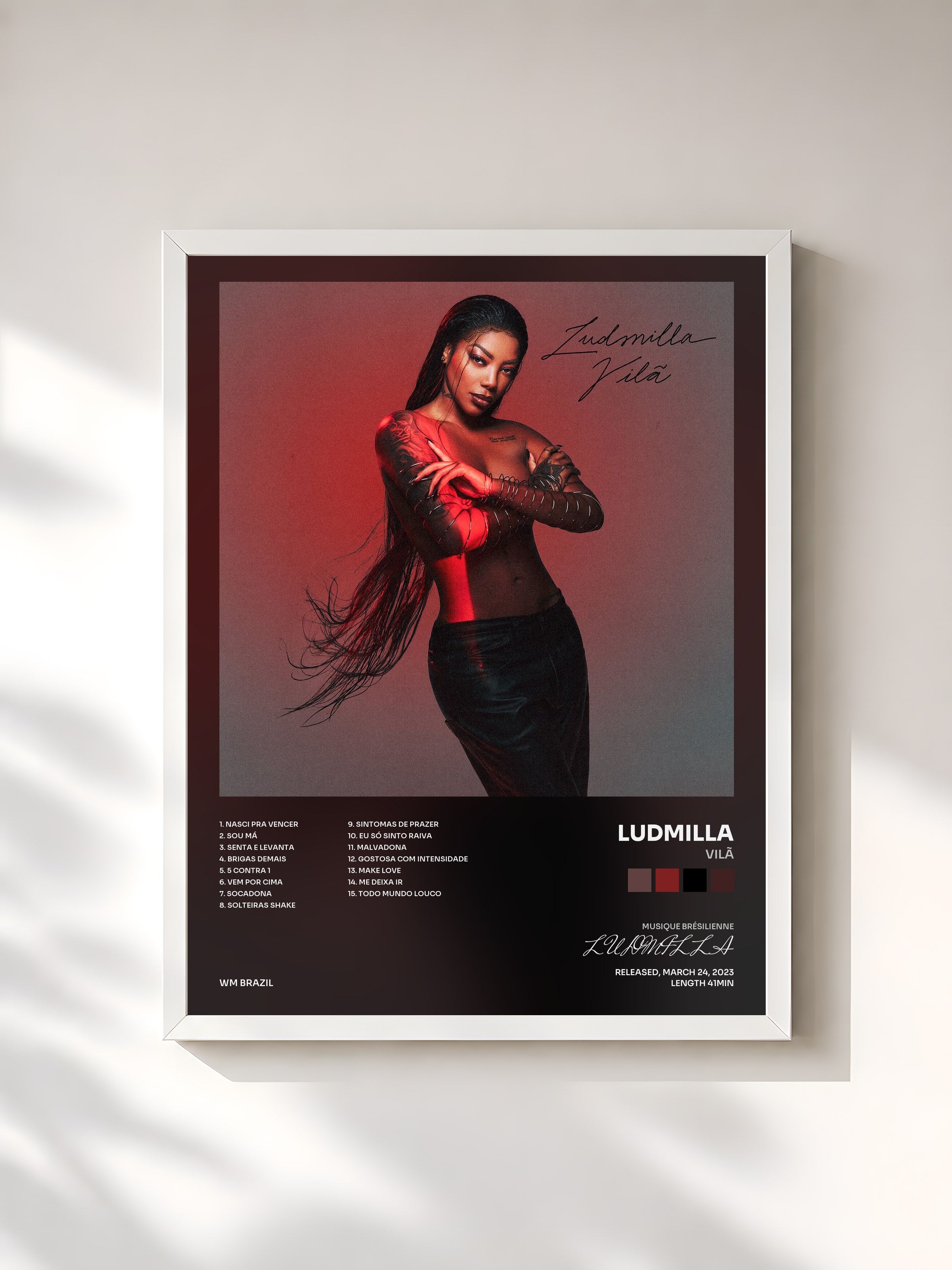 #blanc Tableau de l'album VILÃ de LUDMILLA, cadre blanc, imprimé et encadré en France