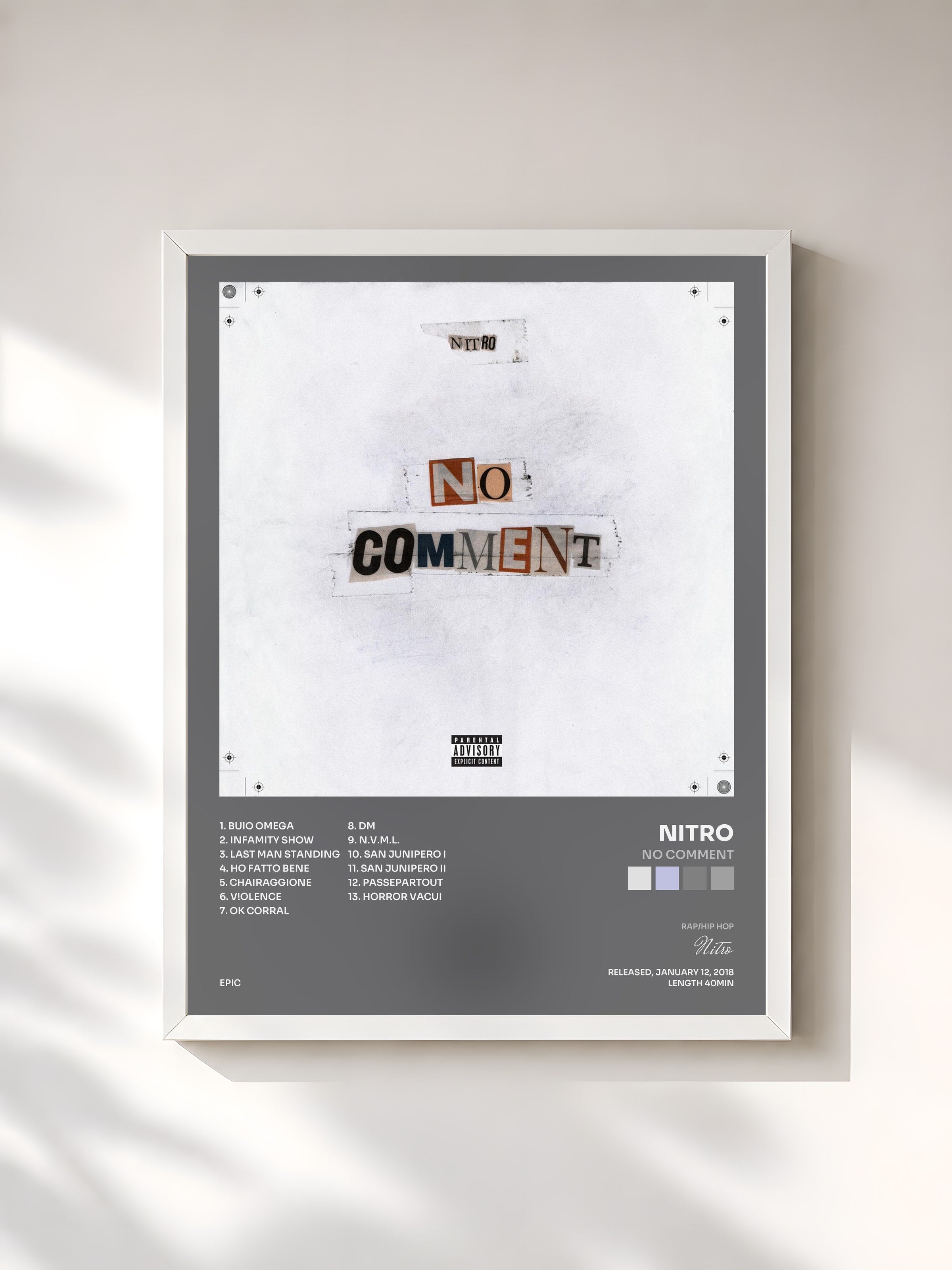 #blanc Tableau de l'album No Comment de Nitro, cadre blanc, imprimé et encadré en France