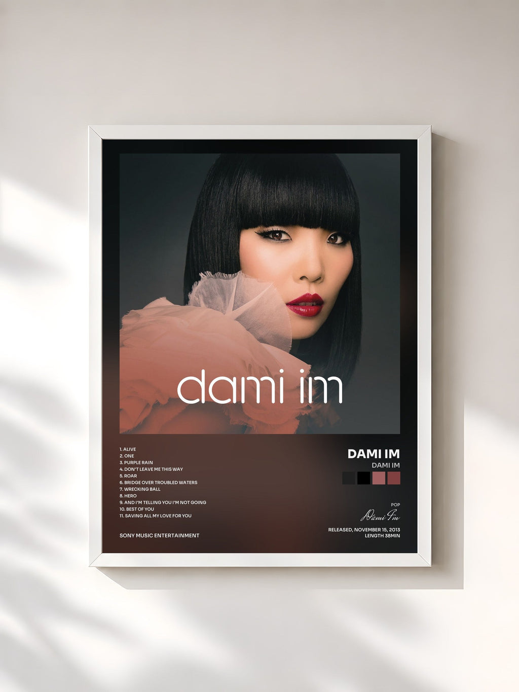 #blanc Tableau de l'album Dami Im de Dami Im, cadre blanc, imprimé et encadré en France
