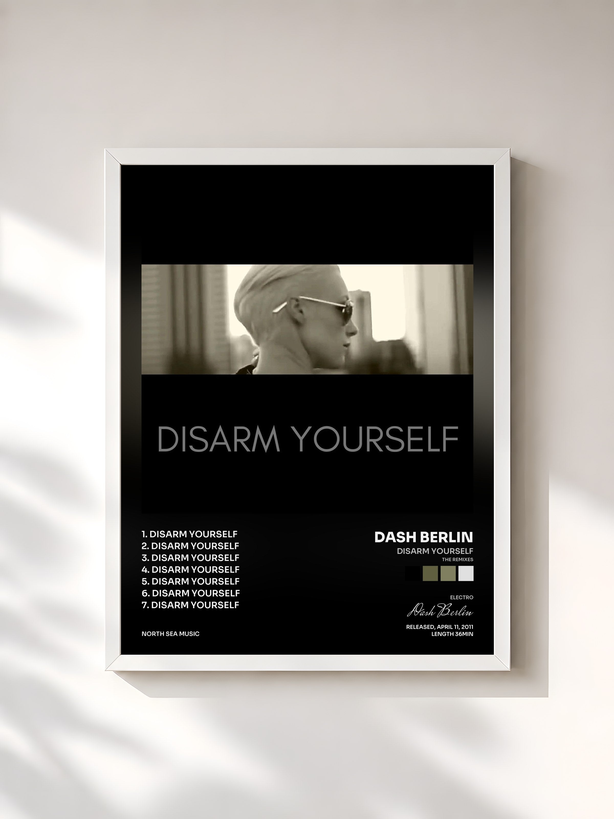#blanc Tableau de l'album Disarm Yourself (The Remixes) de Dash Berlin, cadre blanc, imprimé et encadré en France
