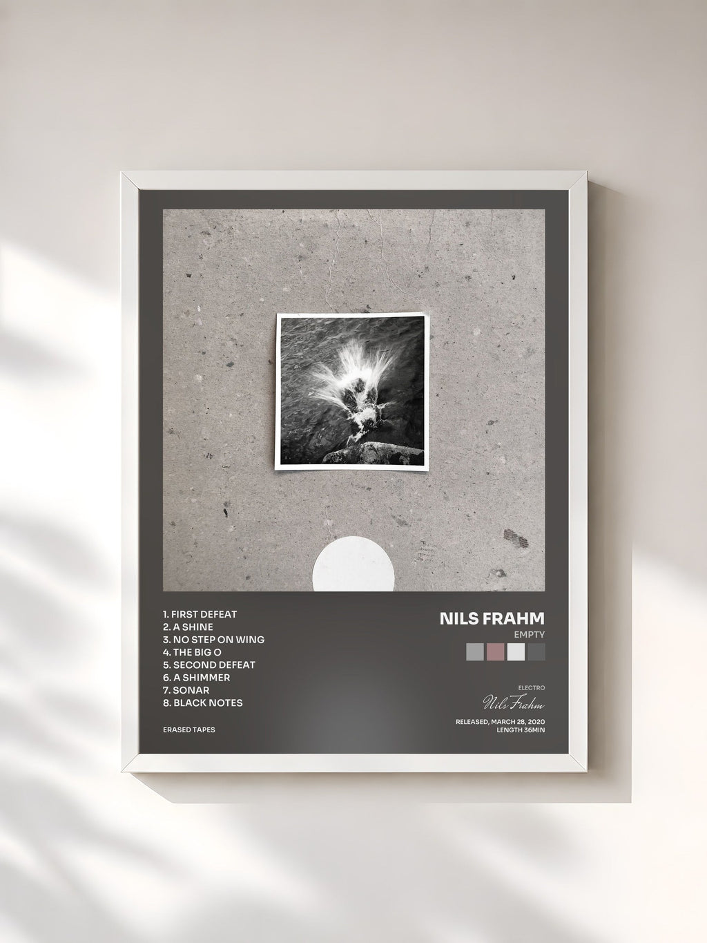 #blanc Empty di Nils Frahm in stampa incorniciata, cornice bianca, stampata e incorniciata in Francia