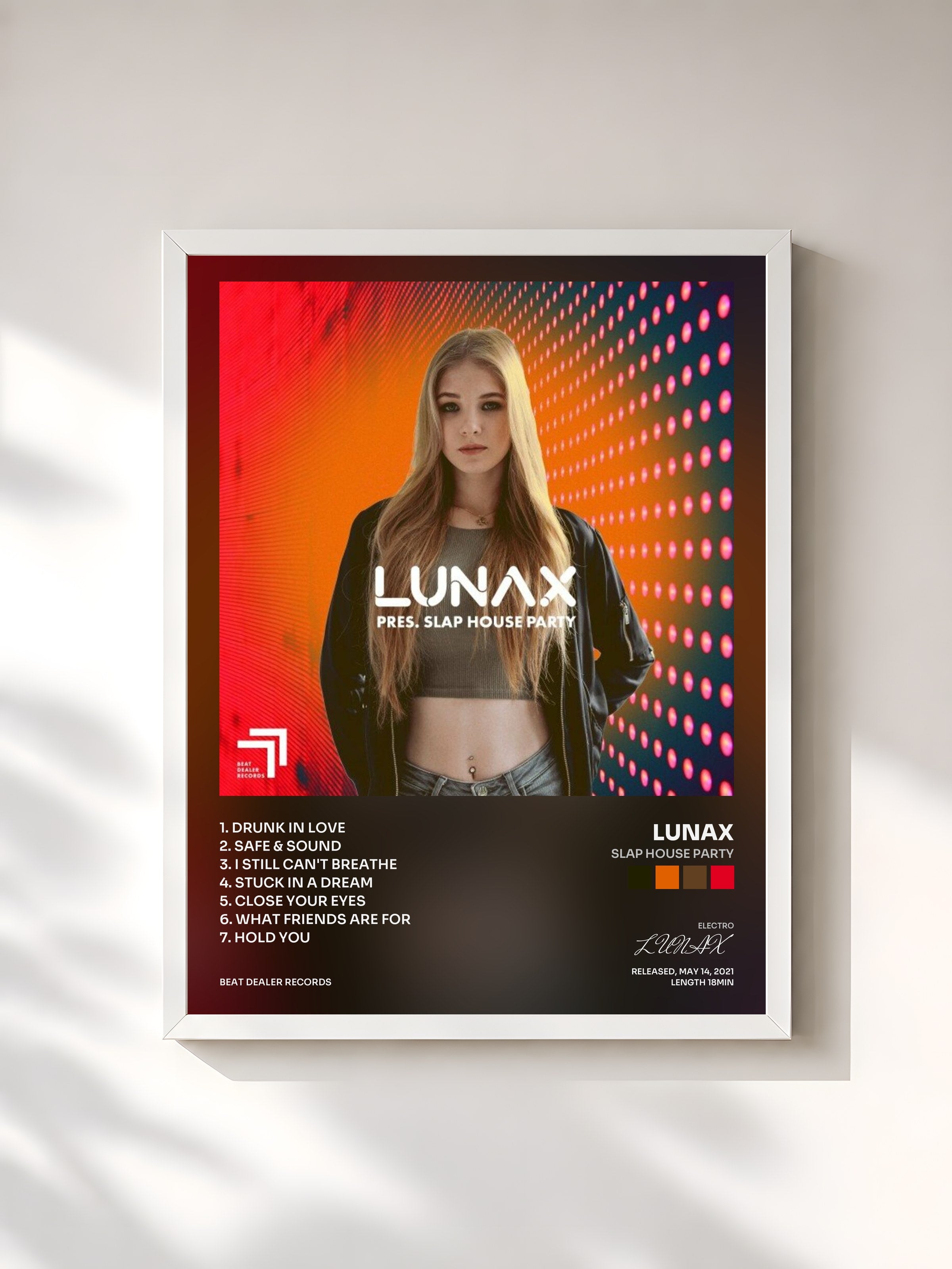#blanc Tableau de l'album Slap House Party de LUNAX, cadre blanc, imprimé et encadré en France