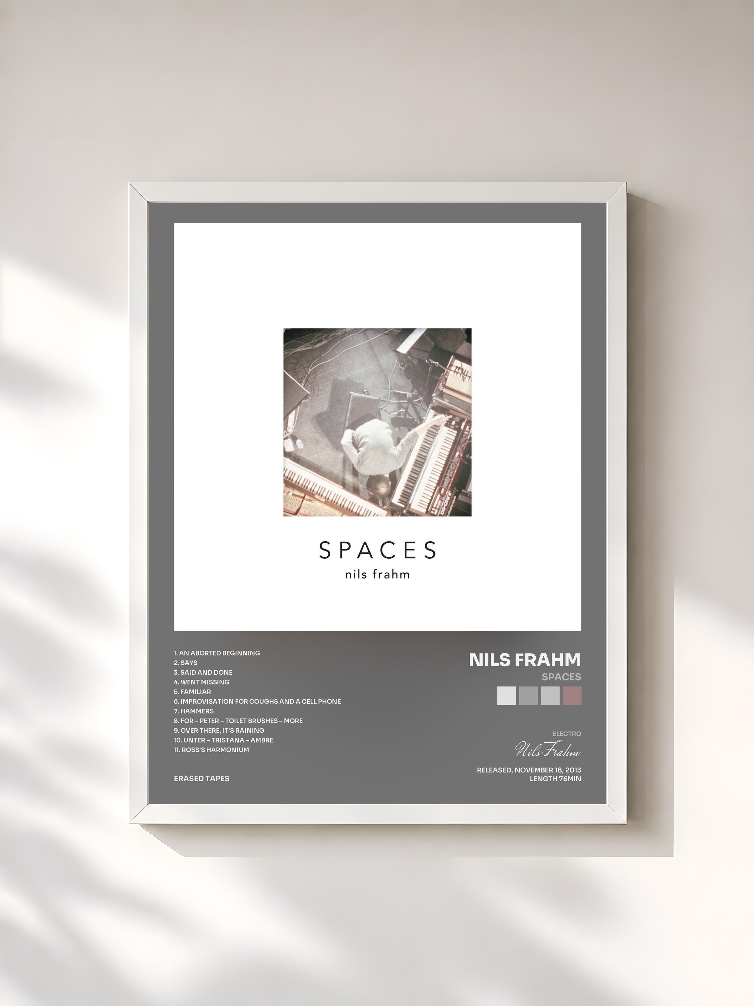 #blanc Tableau de l'album Spaces de Nils Frahm, cadre blanc, imprimé et encadré en France