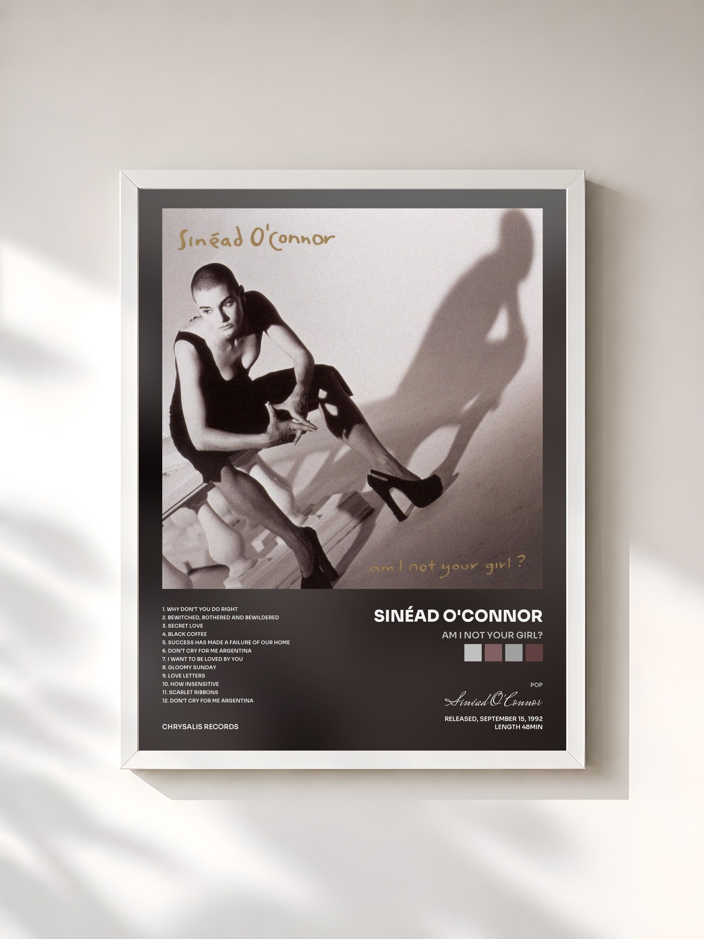 #blanc Tableau de l'album Am I Not Your Girl? de Sinéad O'Connor, cadre blanc, imprimé et encadré en France