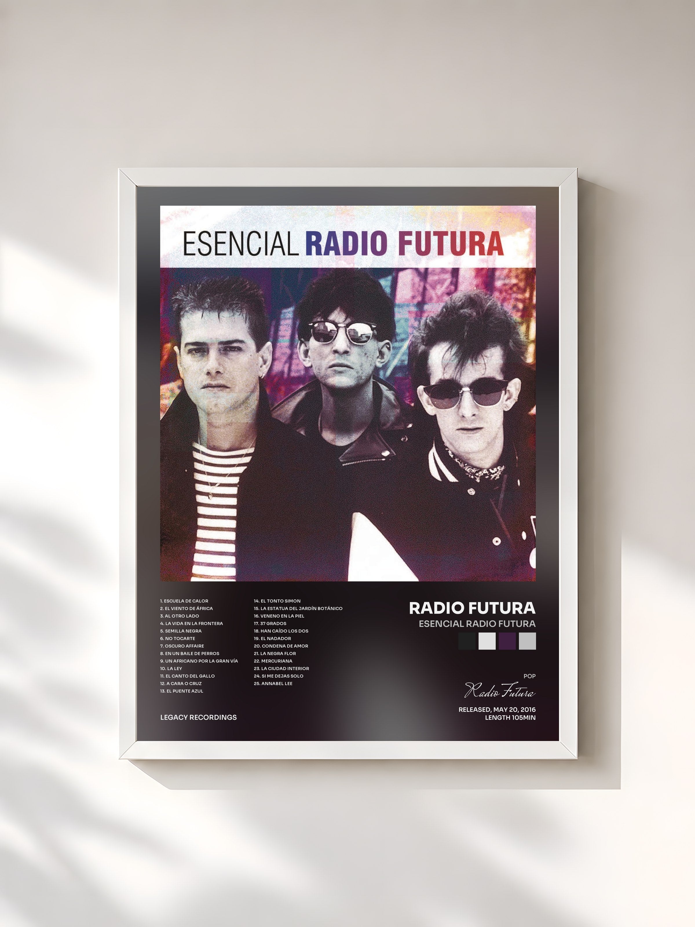 #blanc Tableau de l'album Esencial Radio Futura de Radio Futura, cadre blanc, imprimé et encadré en France