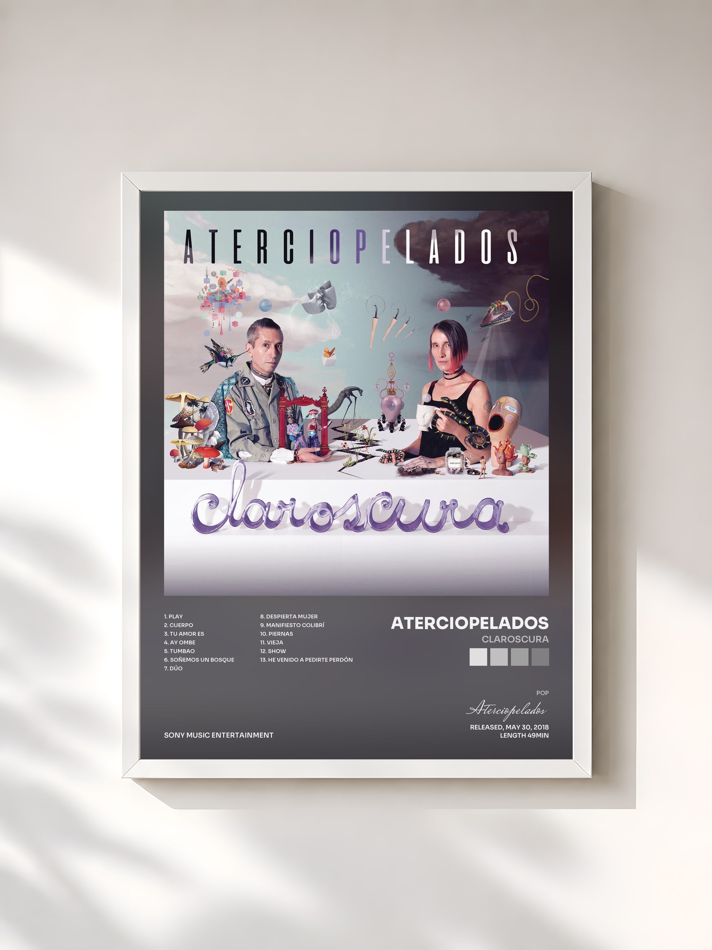 #blanc Tableau de l'album Claroscura de Aterciopelados, cadre blanc, imprimé et encadré en France
