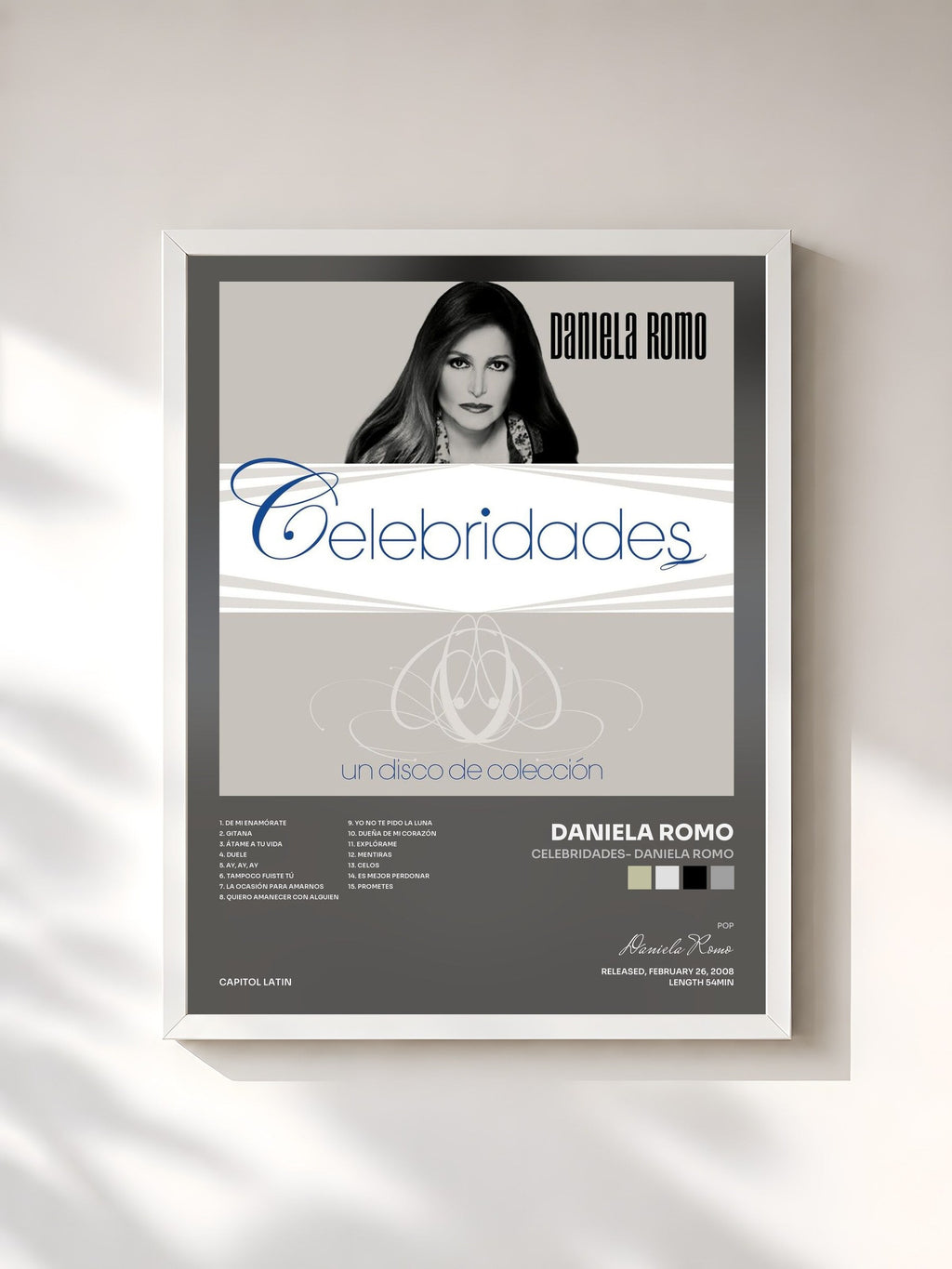 #blanc Celebridades- Daniela Romo di Daniela Romo in stampa incorniciata, cornice bianca, stampata e incorniciata in Francia