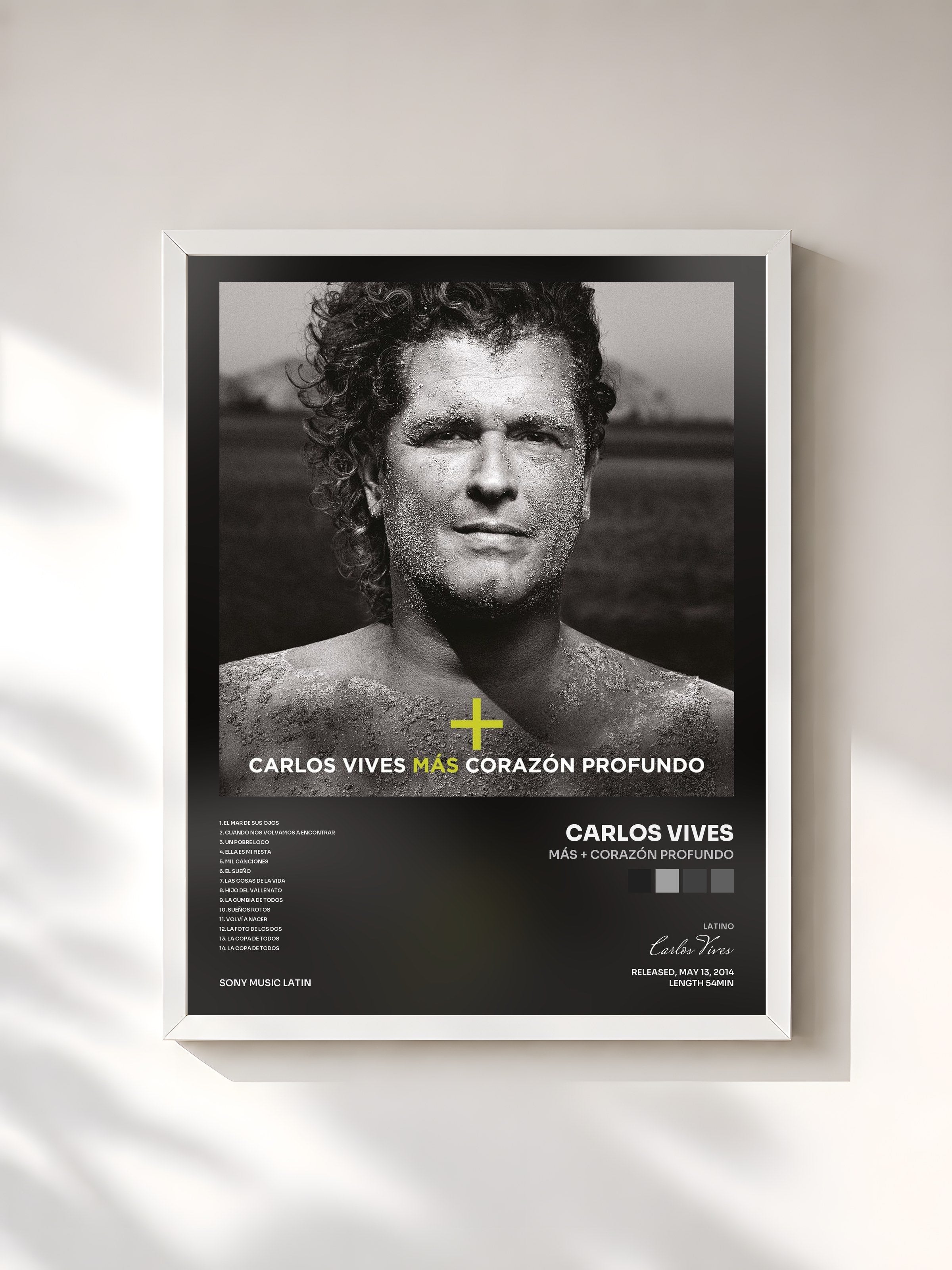 #blanc Tableau de l'album Más + Corazón Profundo de Carlos Vives, cadre blanc, imprimé et encadré en France