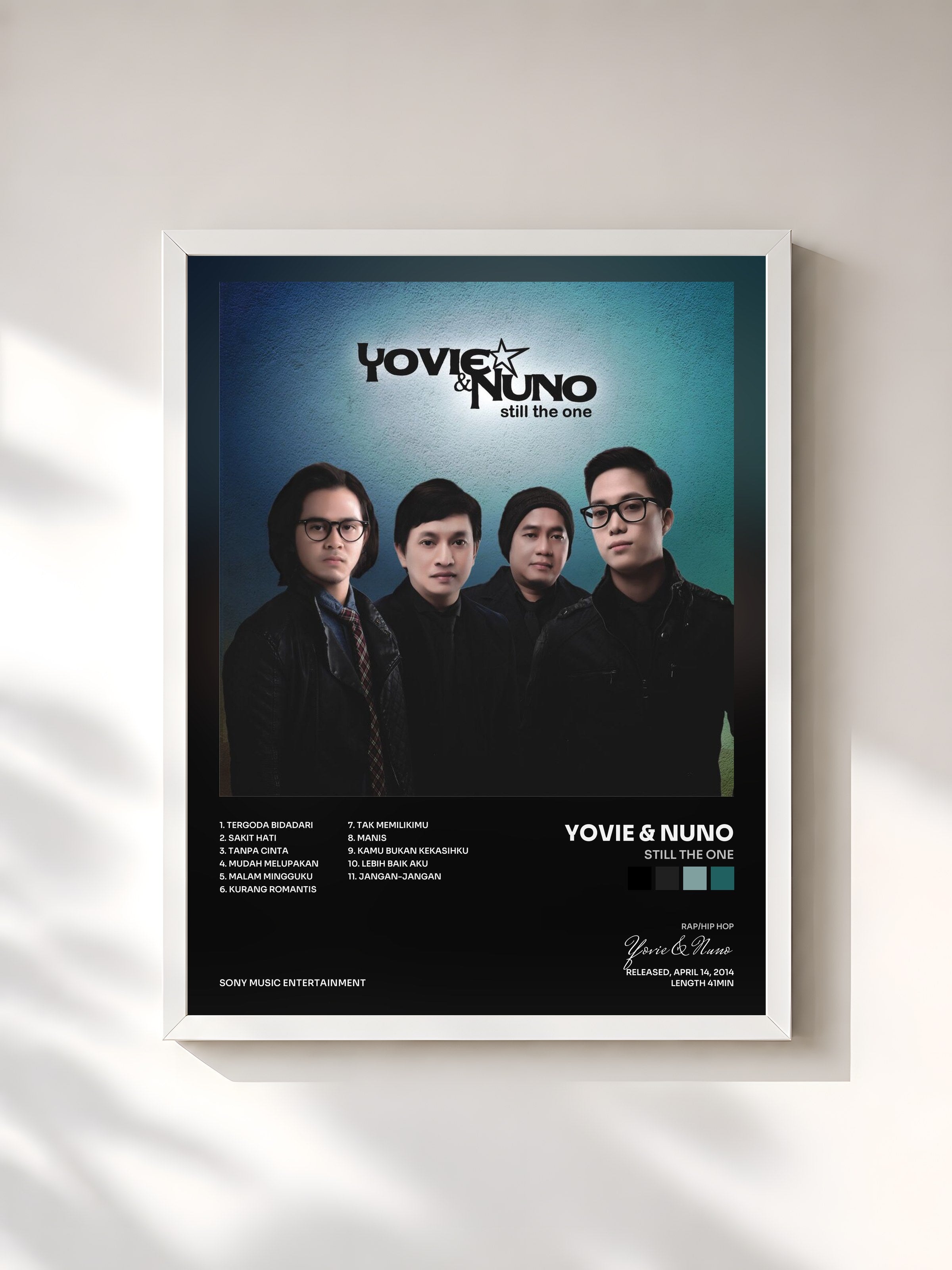 #blanc Tableau de l'album Still The One de Yovie & Nuno, cadre blanc, imprimé et encadré en France