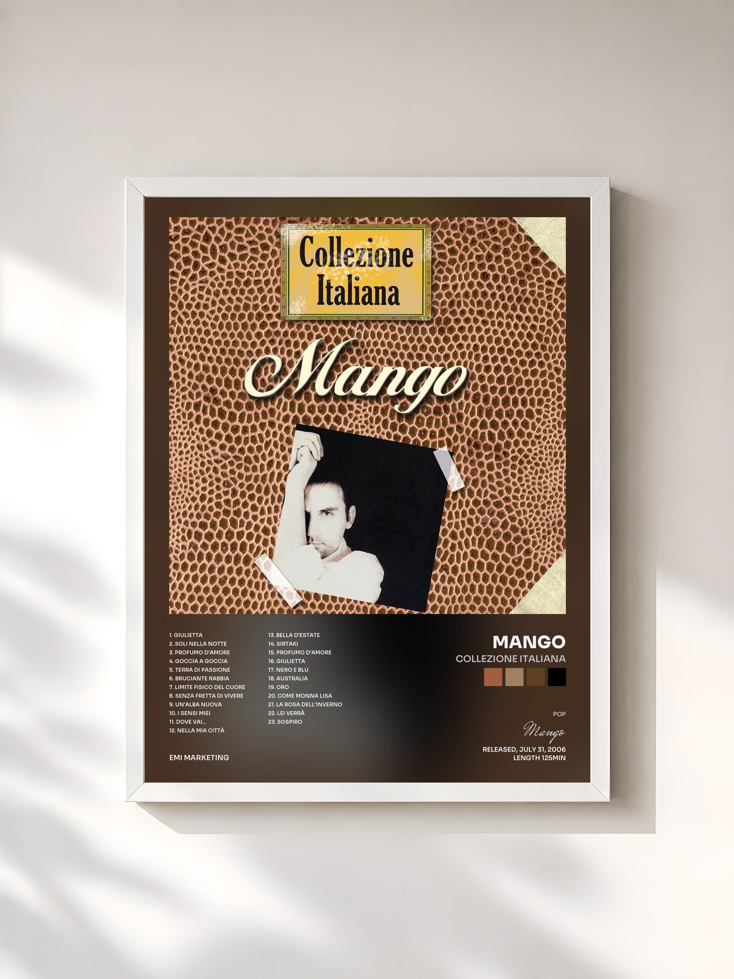 #blanc Tableau de l'album Collezione Italiana de Mango, cadre blanc, imprimé et encadré en France