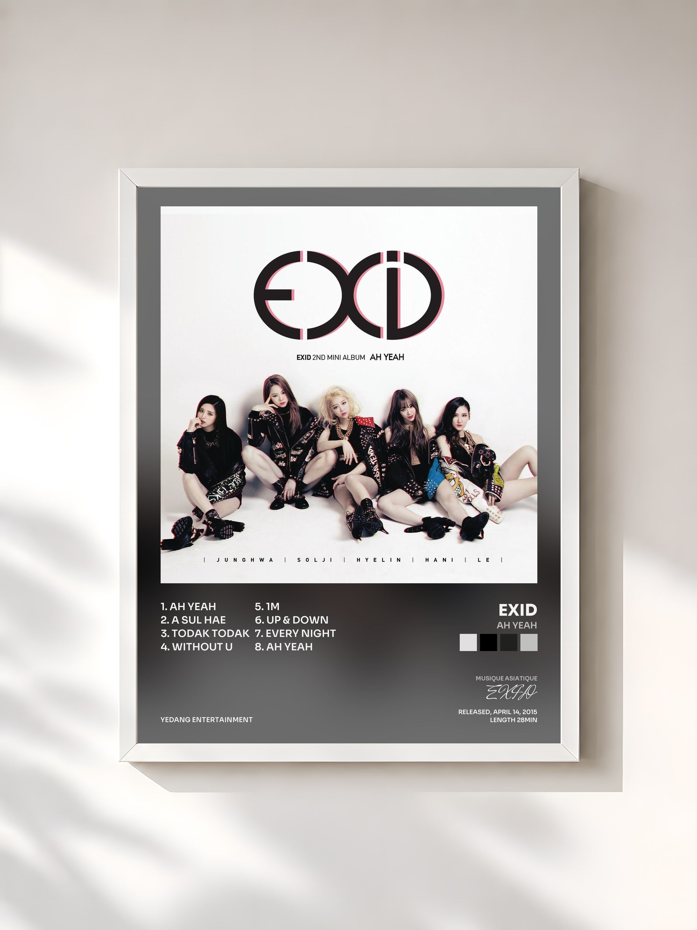 #blanc Tableau de l'album AH YEAH de EXID, cadre blanc, imprimé et encadré en France