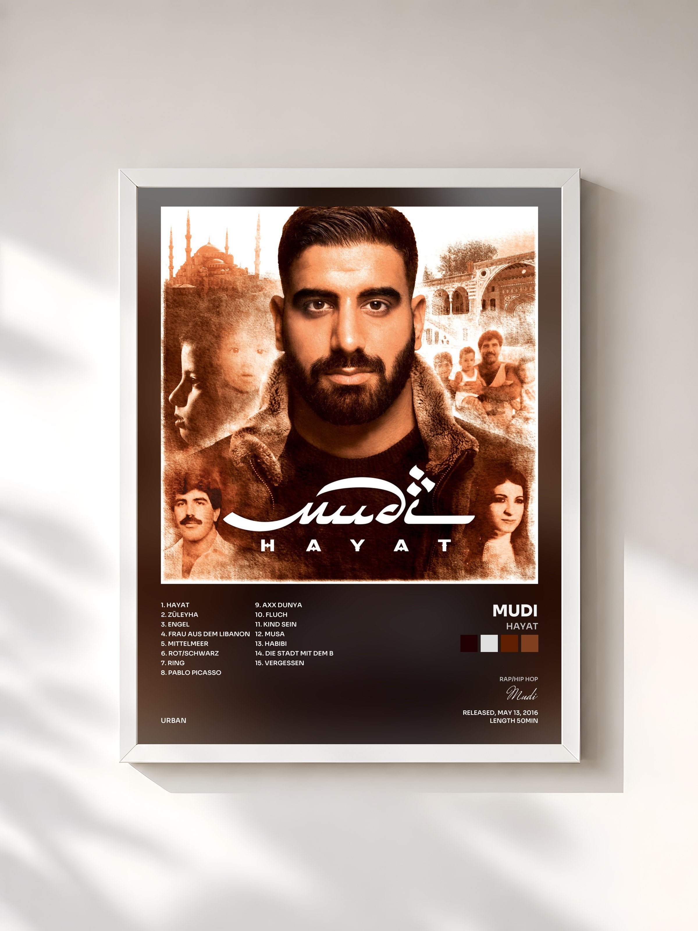 #blanc Tableau de l'album Hayat de Mudi, cadre blanc, imprimé et encadré en France