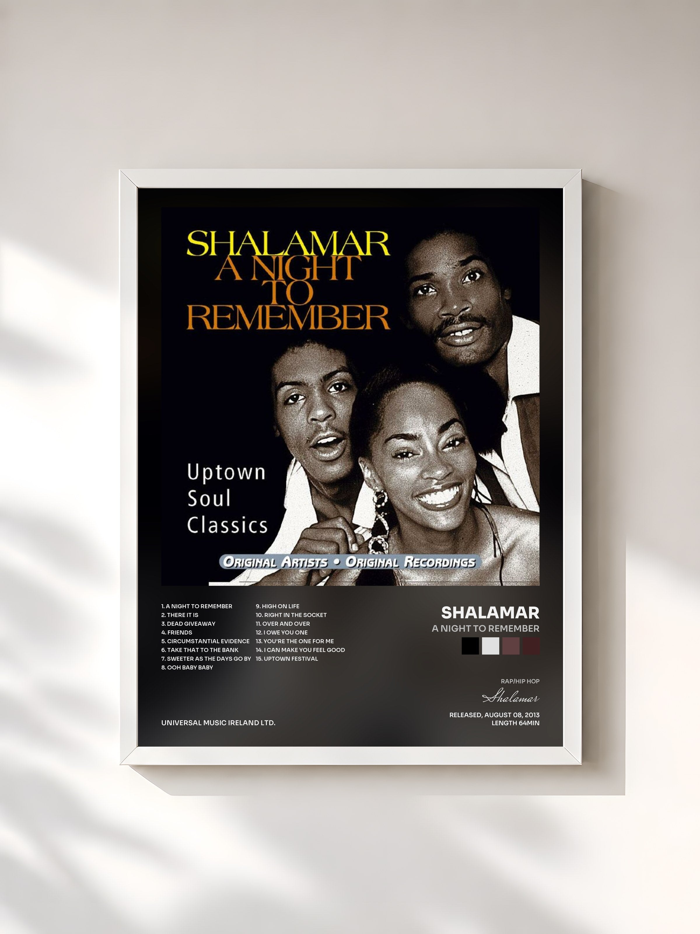 #blanc Tableau de l'album A Night To Remember de Shalamar, cadre blanc, imprimé et encadré en France